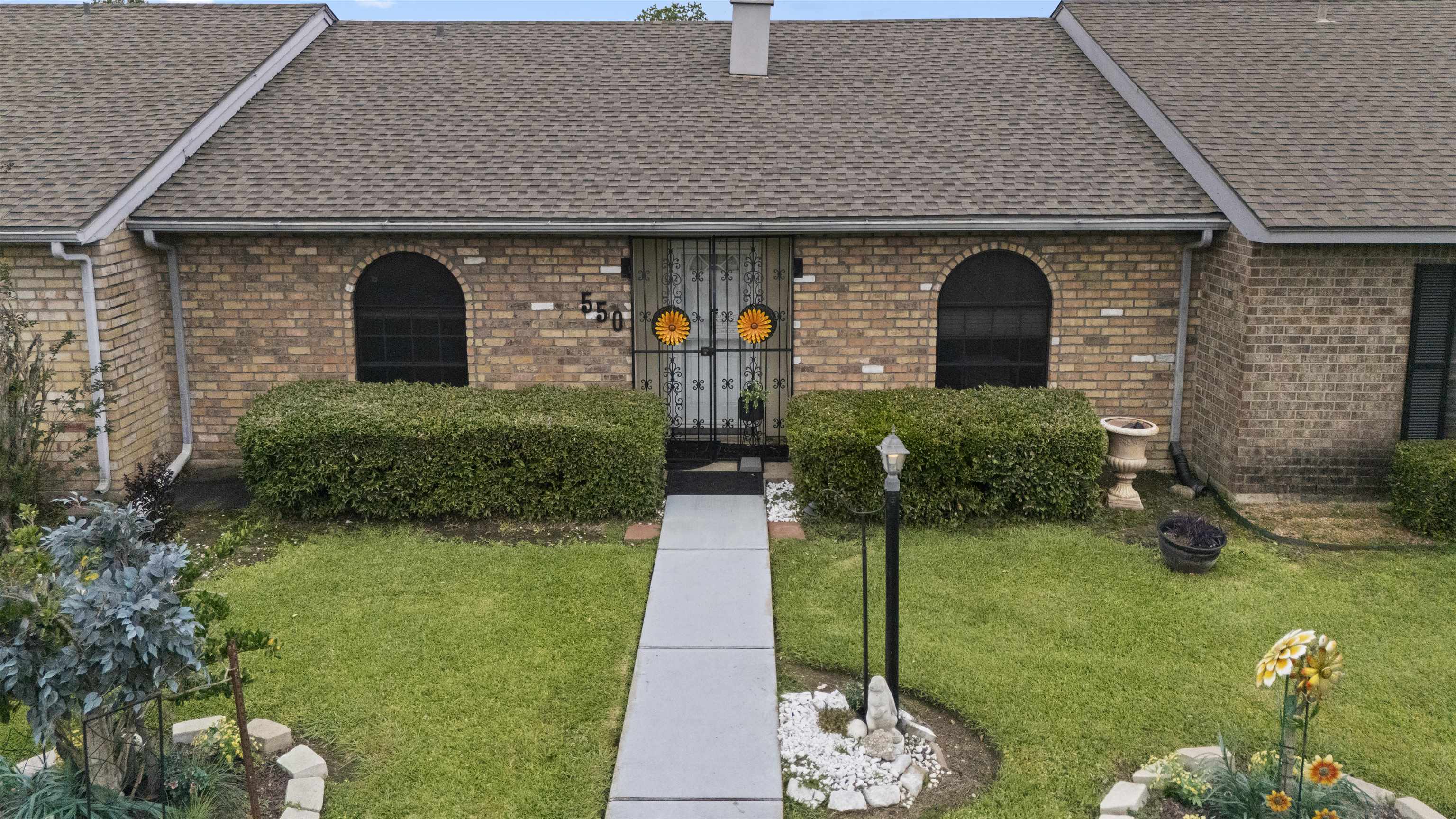 Yorktown Ln, Beaumont, TX 77707