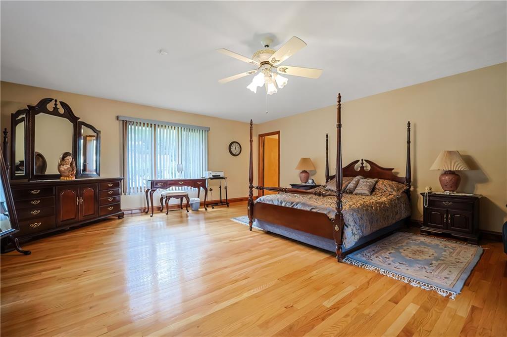 Attleboro, Rhode Island, 02703, United States, 3 Bedrooms Bedrooms, ,3 BathroomsBathrooms,Residential,For Sale,2005152