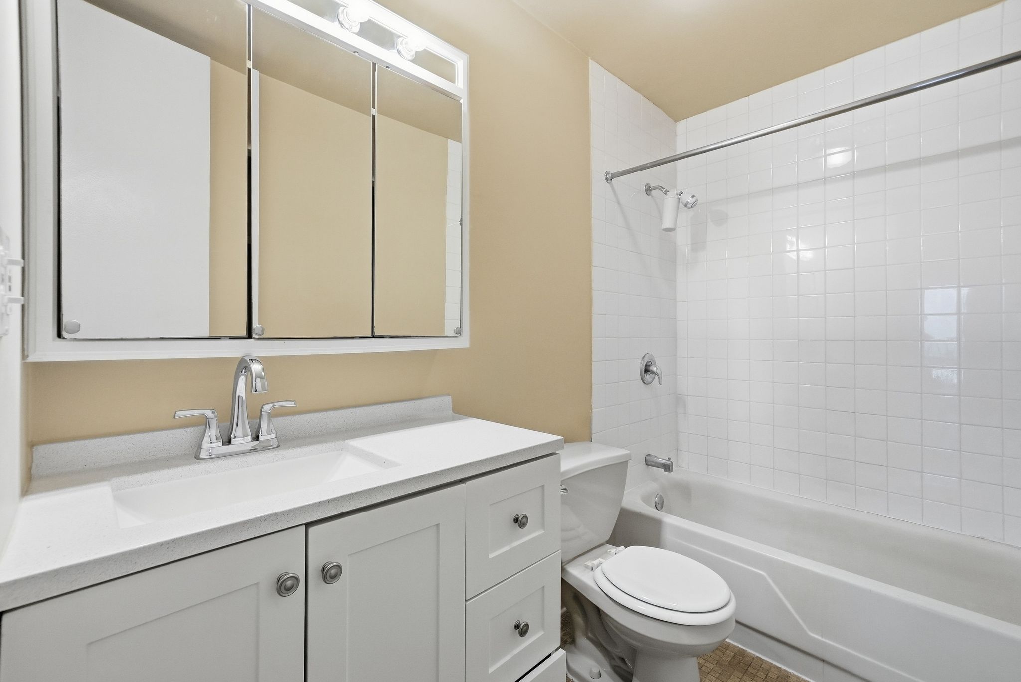  Bright North-Facing 1 Bedroom at South Commons - 物件實景