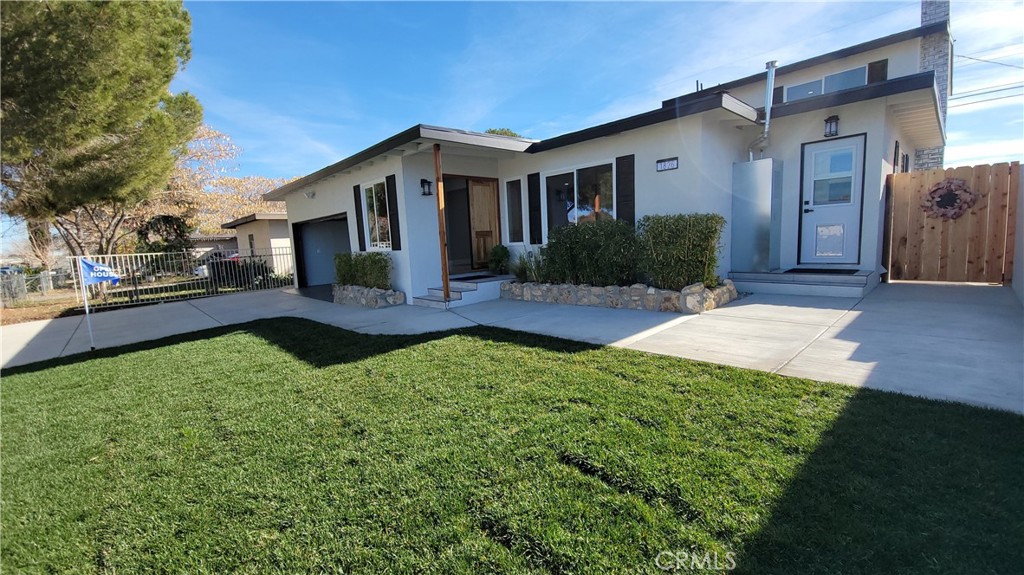 Palmdale, California, 93550, United States, 4 Bedrooms Bedrooms, ,2 BathroomsBathrooms,Residential,For Sale,2011344