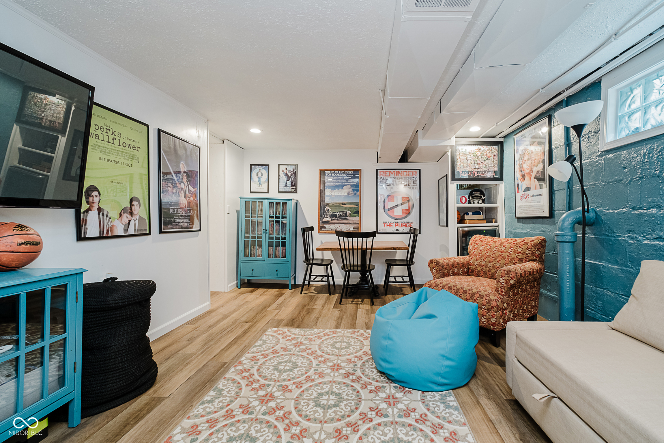 Indianapolis, Indiana, 46208, United States, 4 Bedrooms Bedrooms, ,4 BathroomsBathrooms,Residential,For Sale,1979379