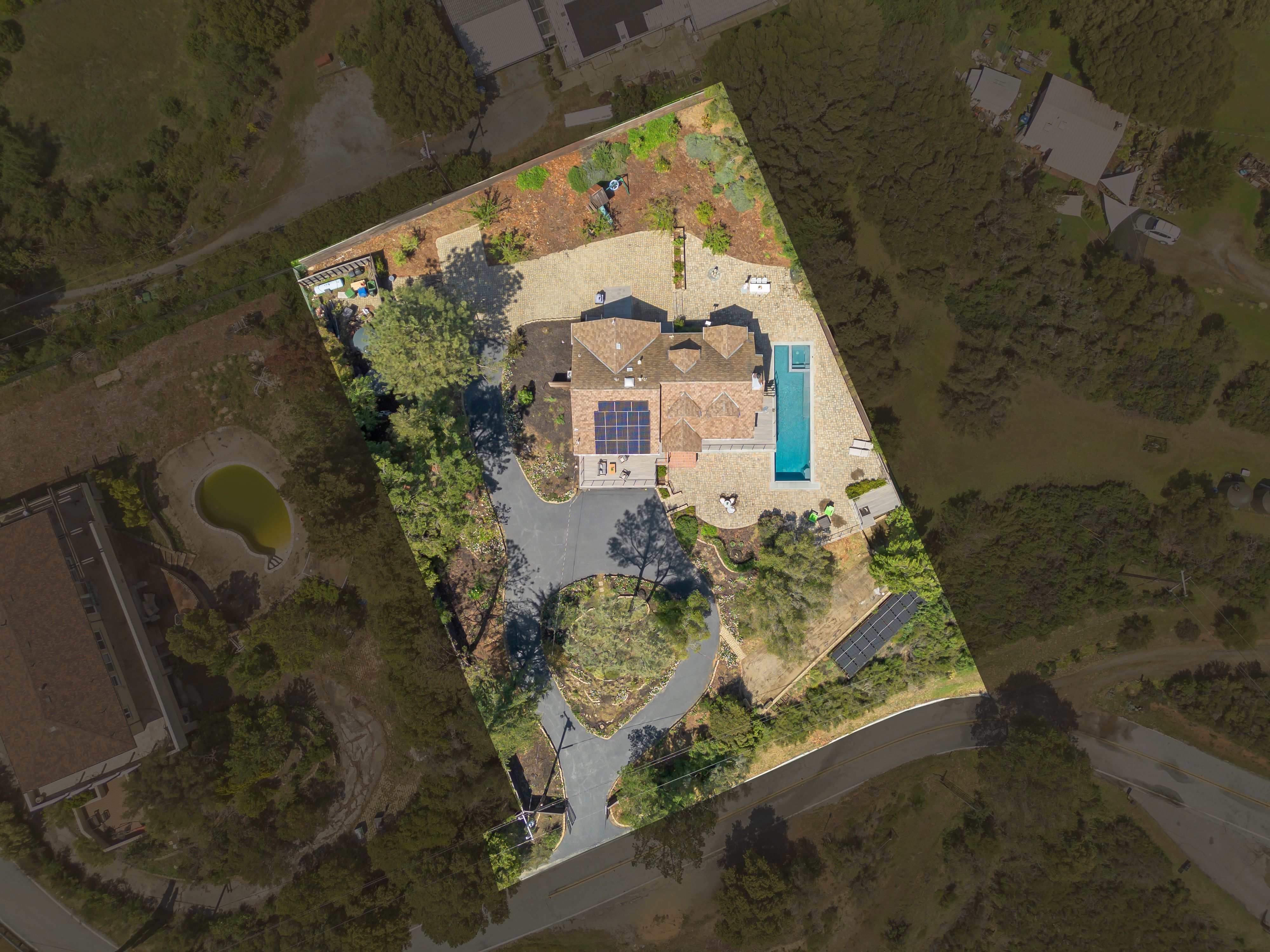  STUNNING, SERENE SARATOGA - 物件實景