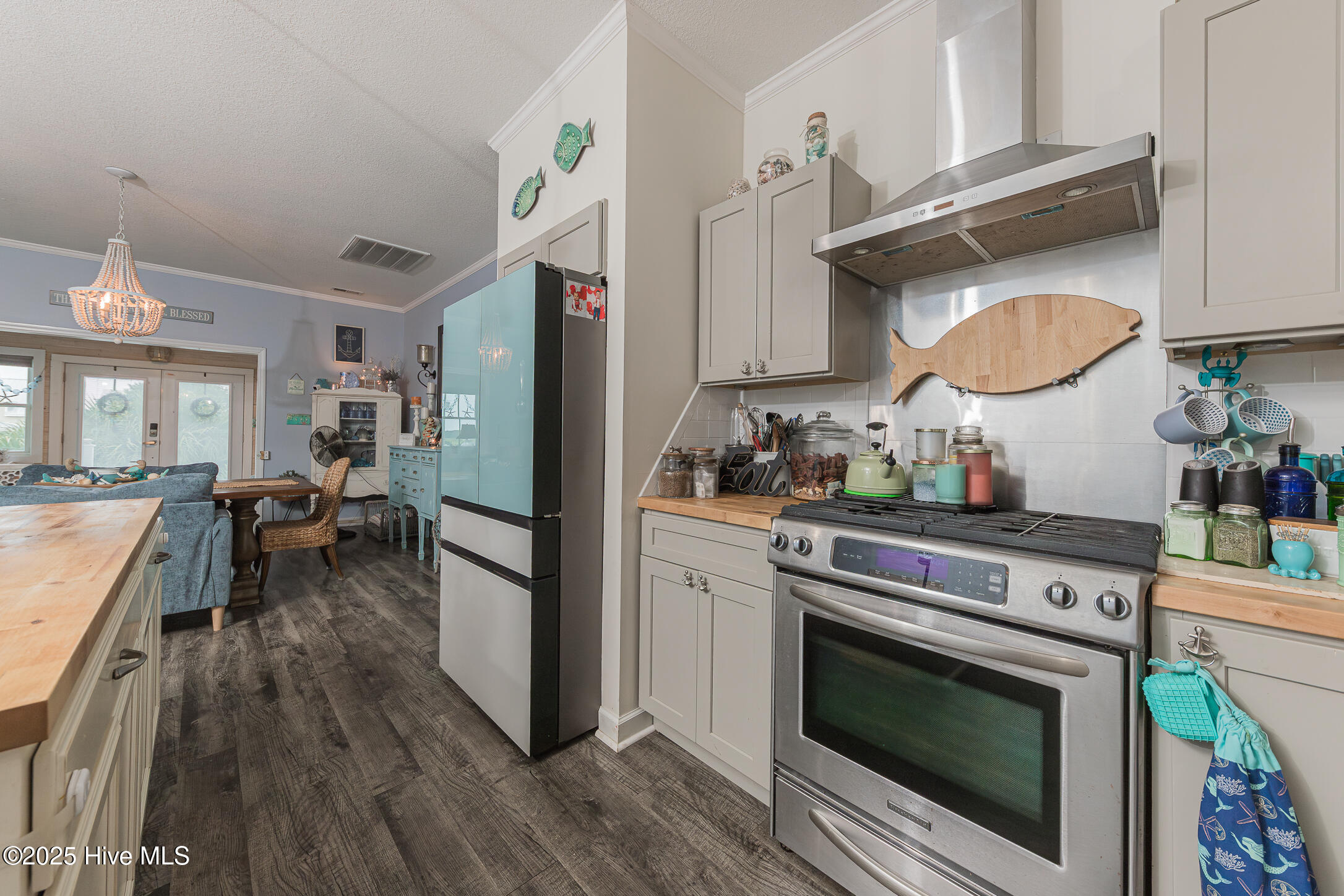 Hubert, North Carolina, 28539, United States, 4 Bedrooms Bedrooms, ,3 BathroomsBathrooms,Residential,For Sale,1974043