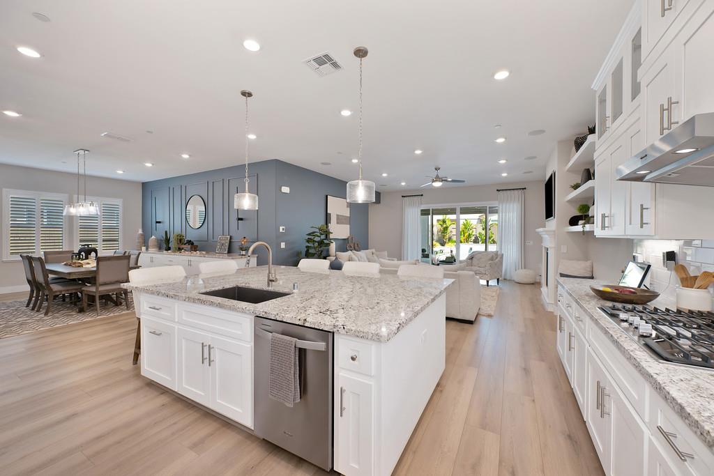 Roseville, California, 95747, United States, 4 Bedrooms Bedrooms, ,4 BathroomsBathrooms,Residential,For Sale,1927249