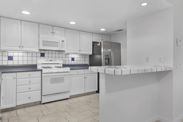 Palm Springs, California, 92264, United States, 2 Bedrooms Bedrooms, ,2 BathroomsBathrooms,Residential,For Sale,2010700