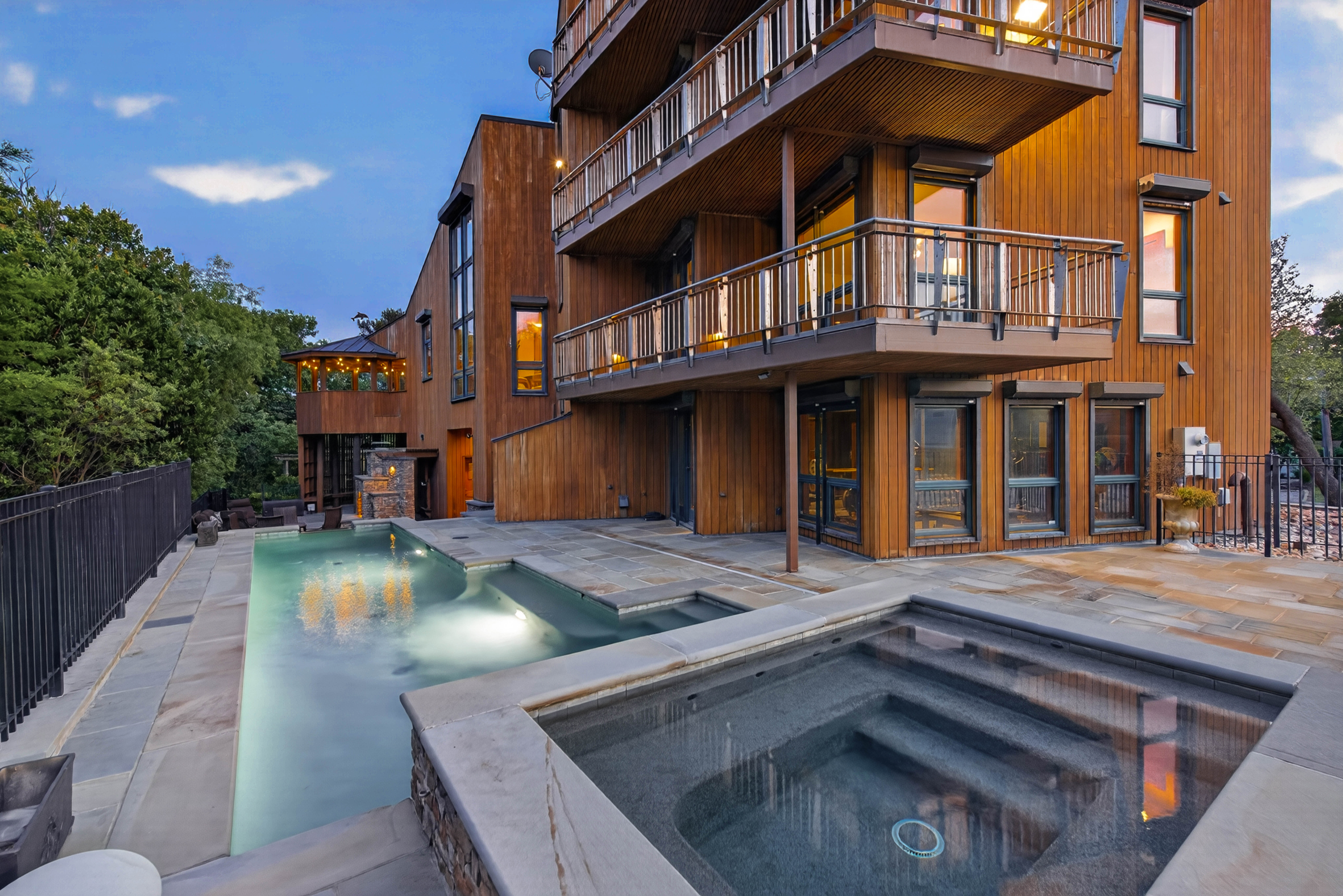  2252 Sandpiper Road, Virginia Beach, VA 23456 - 物件實景