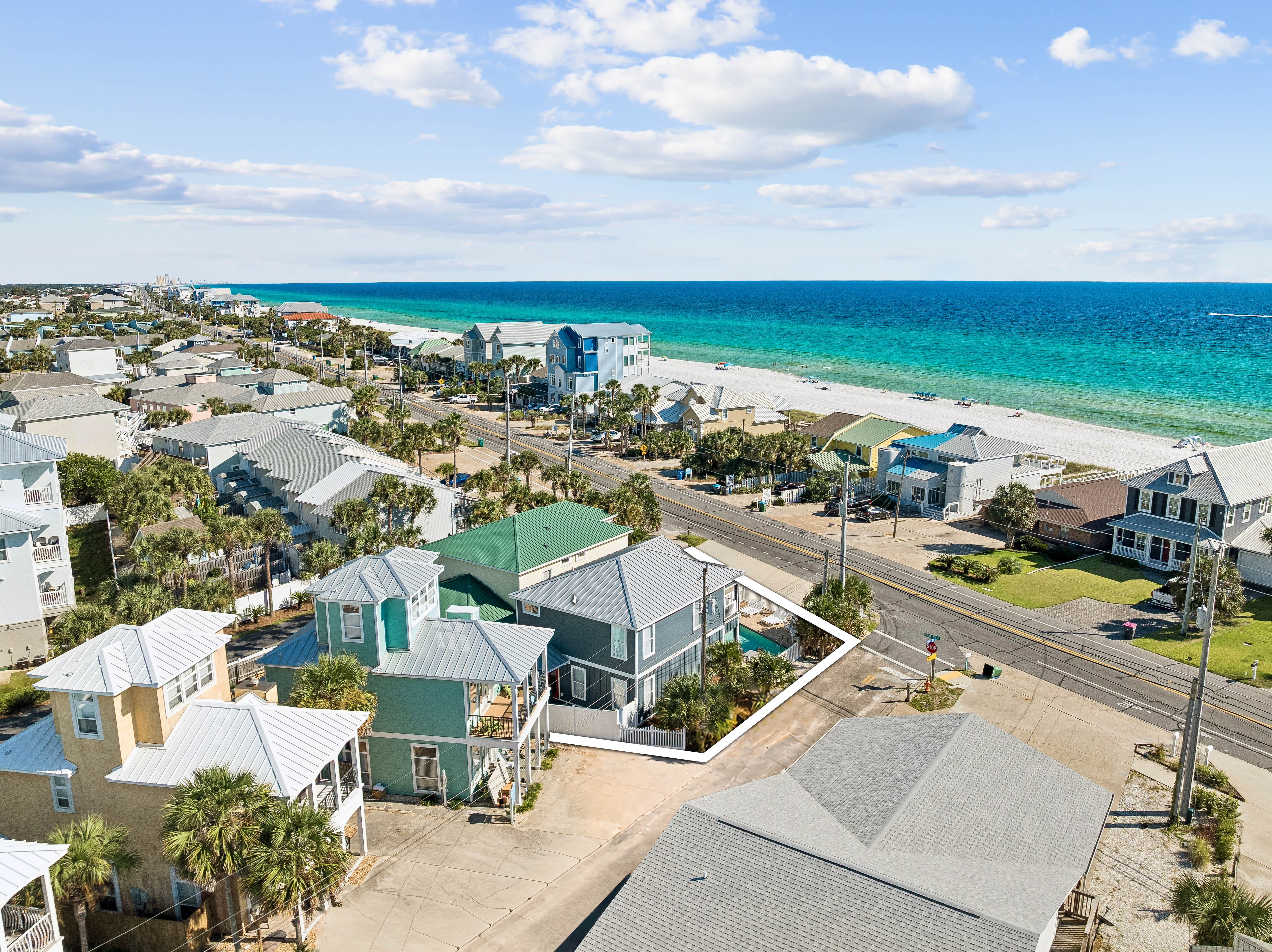  Gulf-View Coastal Retreat With Private Pool and Indoor-Outdoor Bar - 物件實景