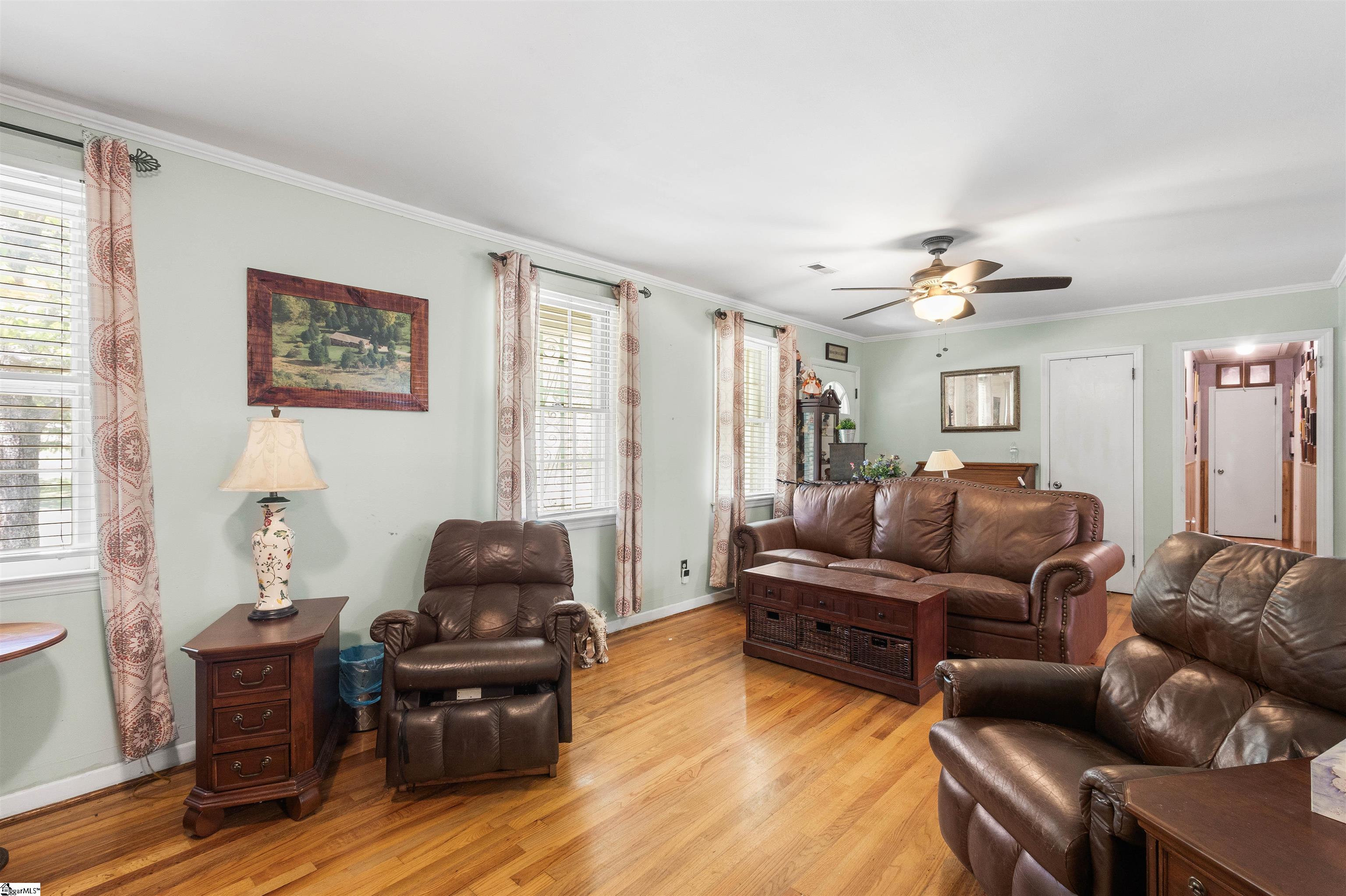Piedmont, South Carolina, 29673, United States, 3 Bedrooms Bedrooms, ,2 BathroomsBathrooms,Residential,For Sale,1798377