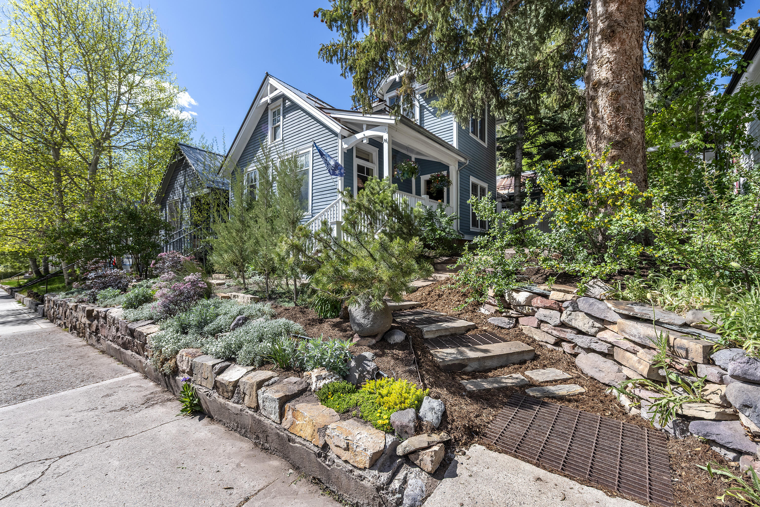 Telluride, Colorado, 81435, United States, 4 Bedrooms Bedrooms, ,4 BathroomsBathrooms,Residential,For Sale,1840388
