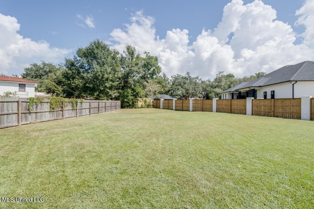 Biloxi, Mississippi, 39531, United States, 4 Bedrooms Bedrooms, ,3 BathroomsBathrooms,Residential,For Sale,1974223