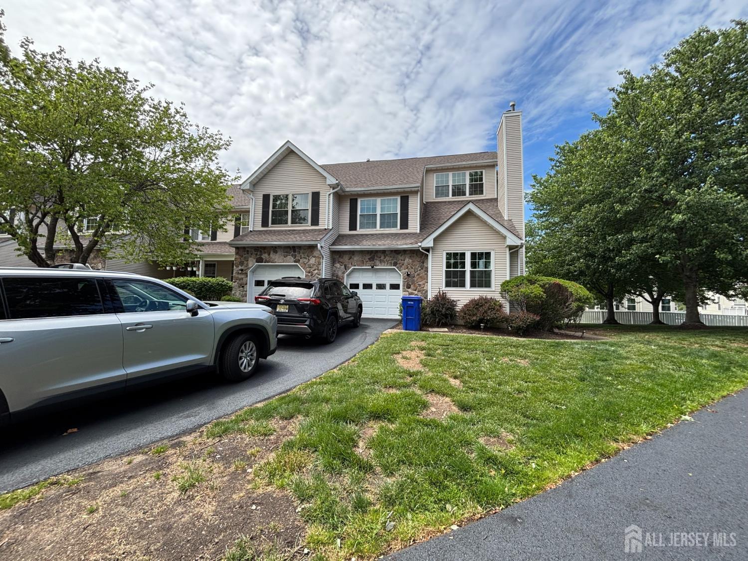 North Brunswick, New Jersey, 08902, United States, 3 Bedrooms Bedrooms, ,3 BathroomsBathrooms,Residential,For Sale,2048487