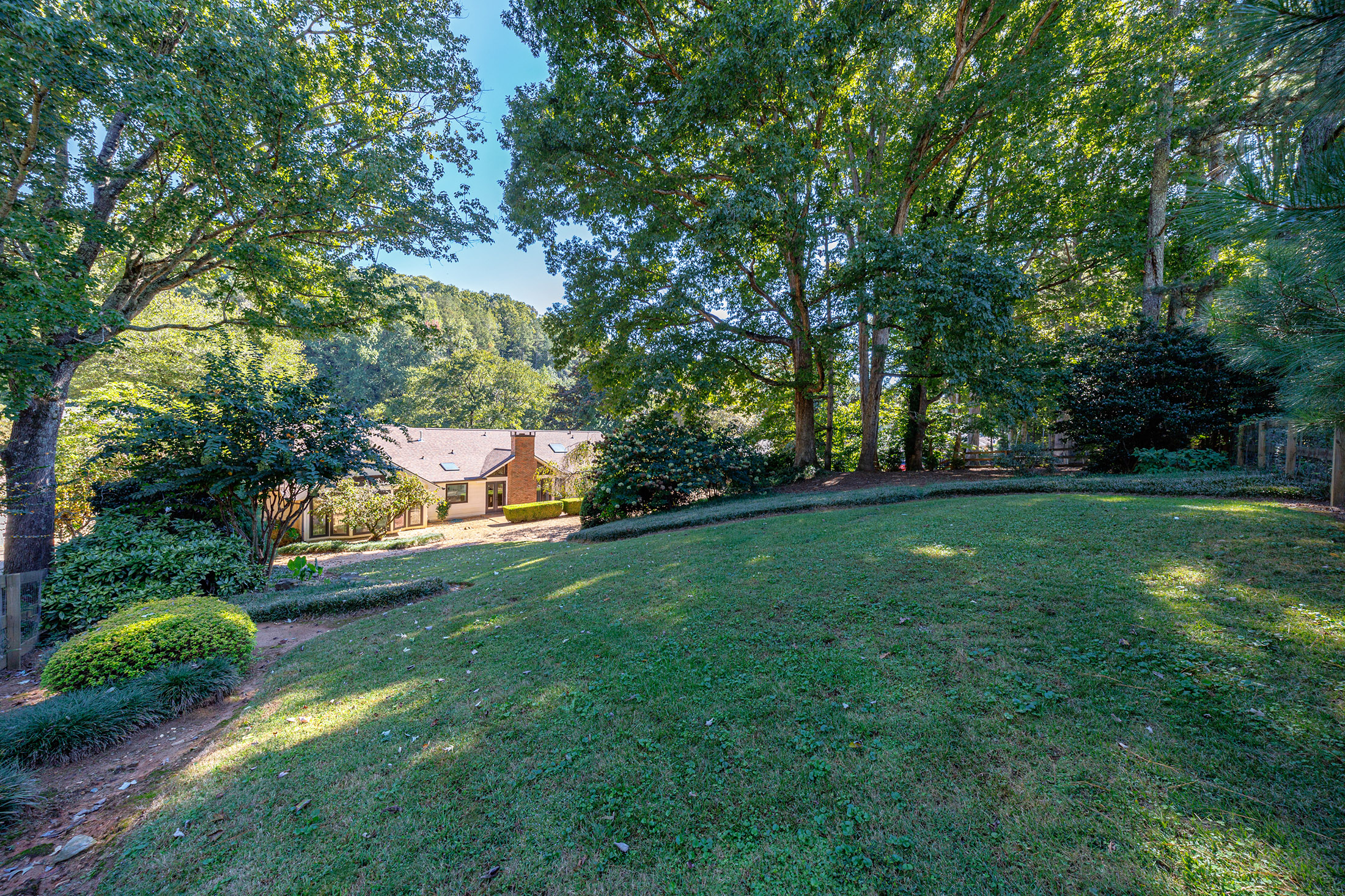  Spacious Ranch Overlooking the Fourth Fairway at Brookfield Country Club - 物件實景