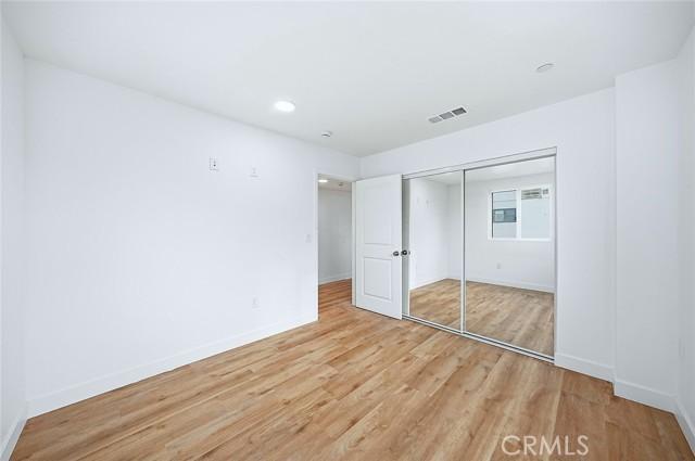 Los Angeles, California, 90011, United States, ,Residential,For Sale,1987008