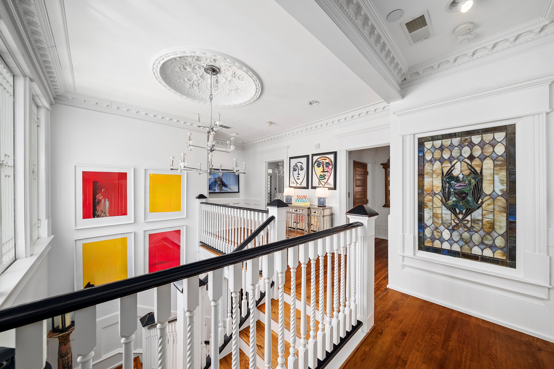  A Curated Historic Estate of Extraordinary Detail and Design - 物件實景