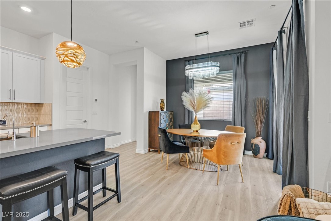 Henderson, Nevada, 89011, United States, 3 Bedrooms Bedrooms, ,2 BathroomsBathrooms,Residential,For Sale,1972737