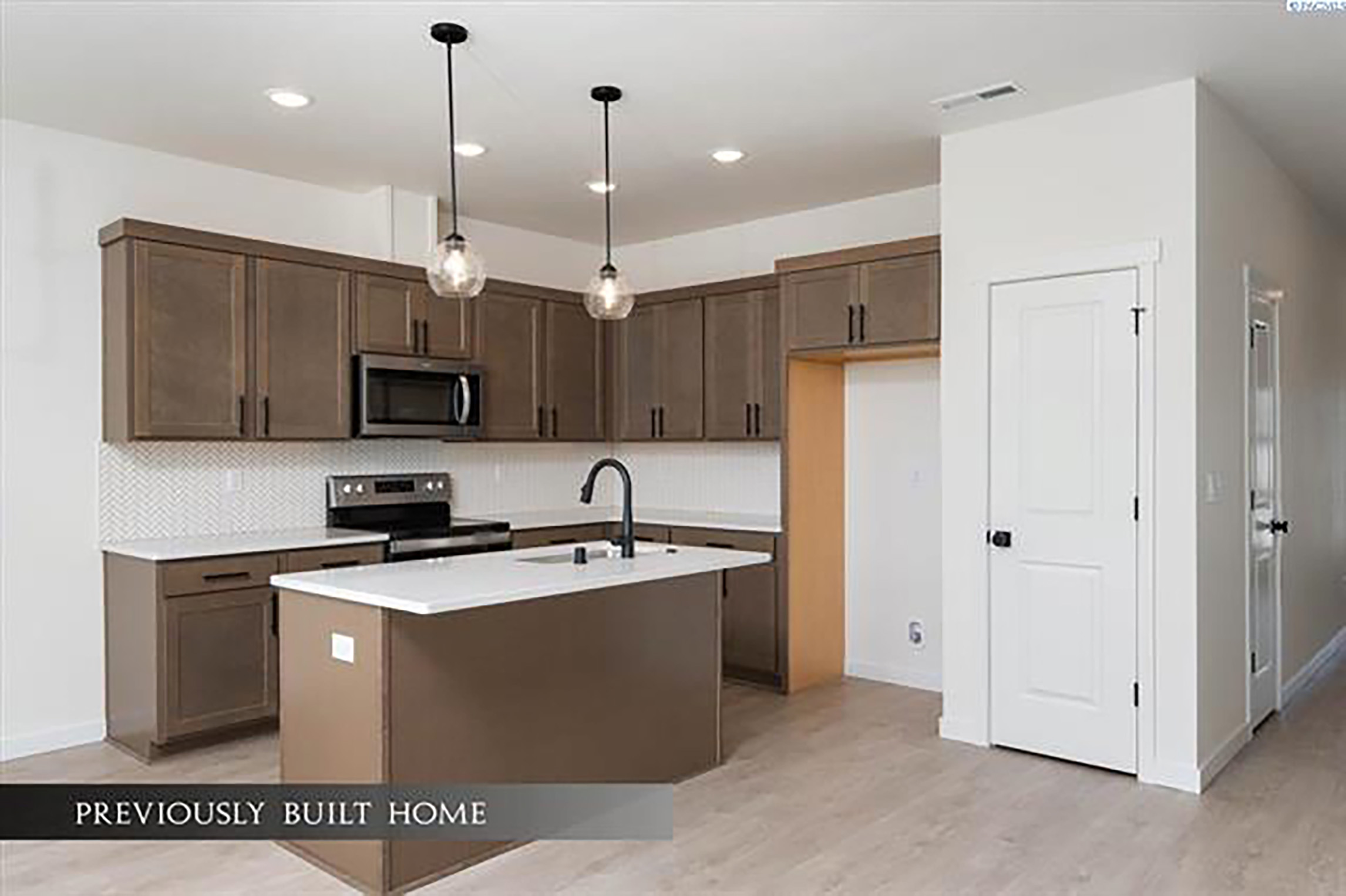  The Sumac by Peake Homes- Lot 9 - 物件實景