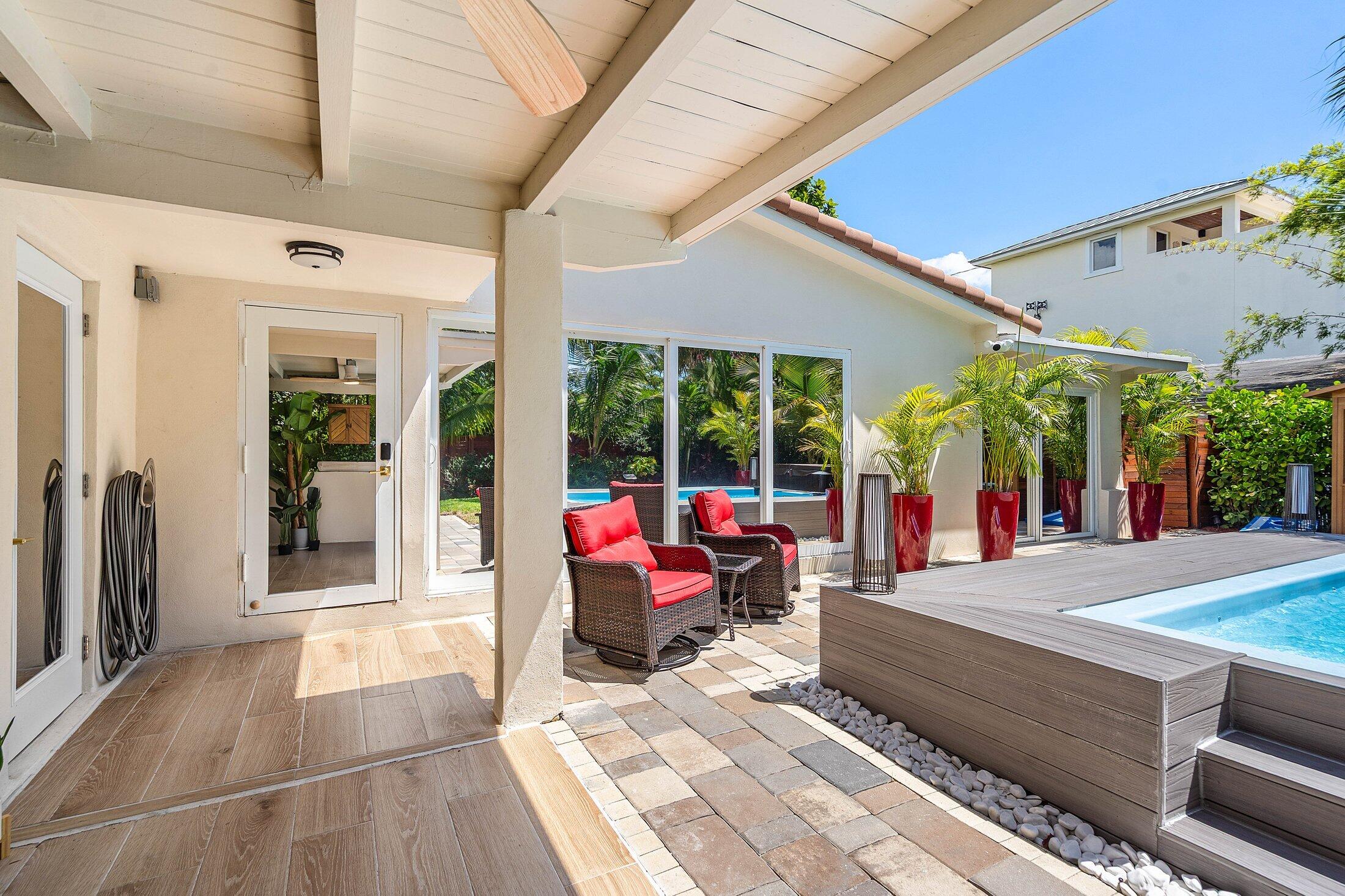 Fort Lauderdale, Florida, 33306, United States, 3 Bedrooms Bedrooms, ,2 BathroomsBathrooms,Residential,For Sale,1938859
