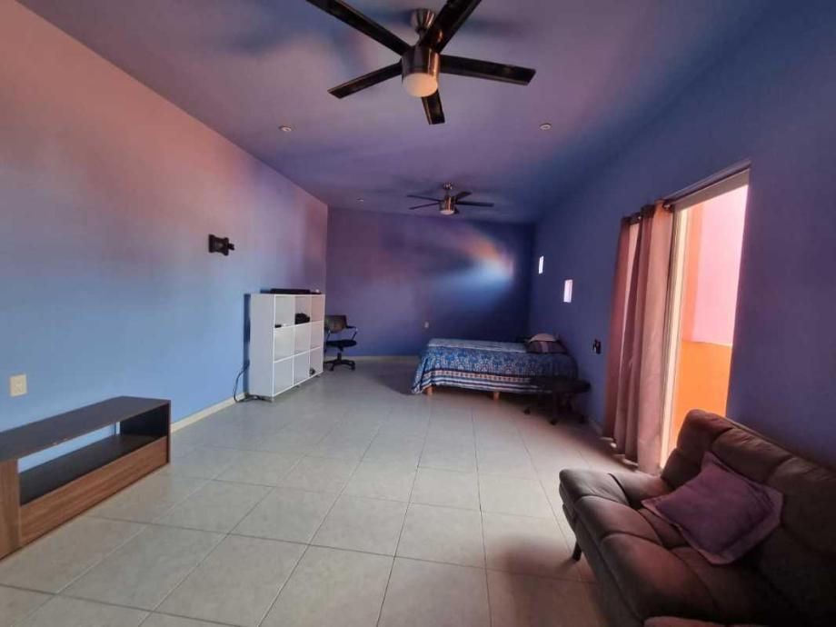 Torreón, Coahuila de Zaragoza, 27106, Mexico, 5 Bedrooms Bedrooms, ,5 BathroomsBathrooms,Residential,For Sale,1916930