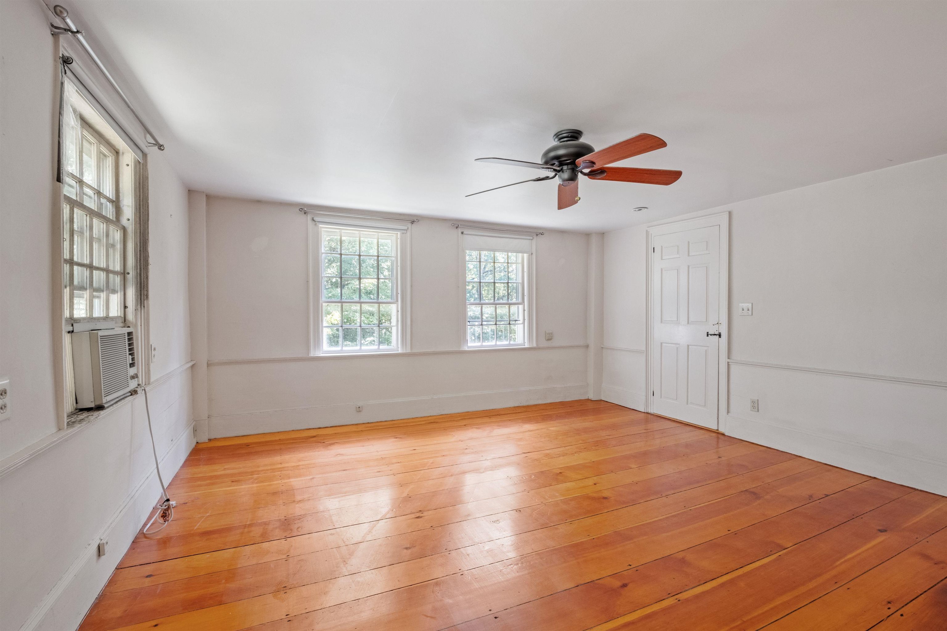 Warner, New Hampshire, 03278, United States, 3 Bedrooms Bedrooms, ,3 BathroomsBathrooms,Residential,For Sale,1912290