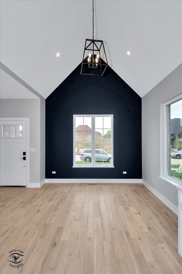 Lemont, Illinois, 60439, United States, 4 Bedrooms Bedrooms, ,4 BathroomsBathrooms,Residential,For Sale,1882254