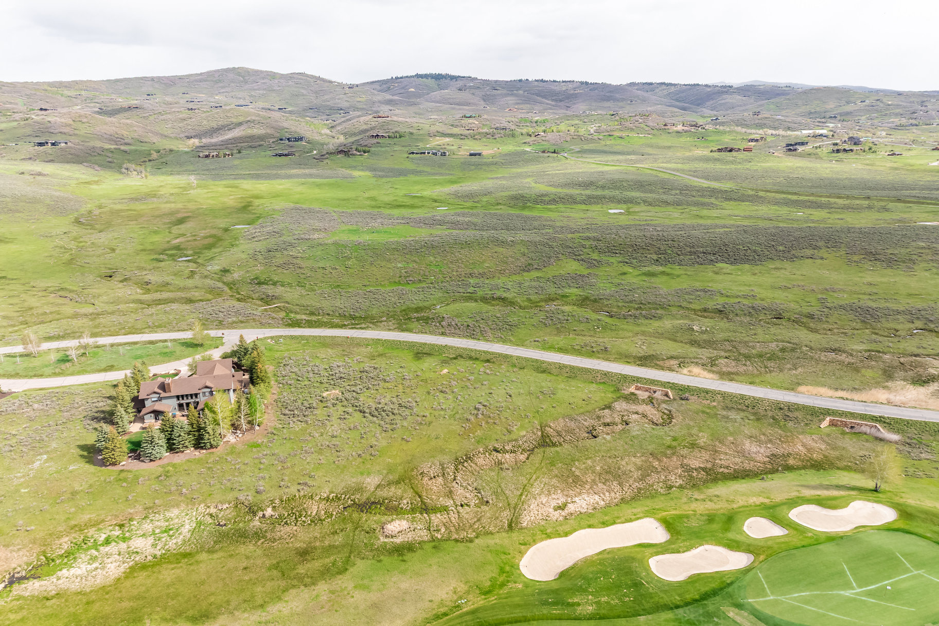  South-facing, Flat Lot on the 4th Green at Glenwild with Ski Resort Views - 物件實景