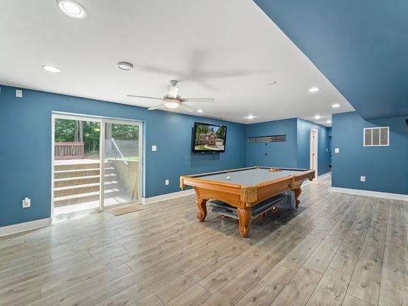 Manassas Park, Virginia, 20111, United States, 4 Bedrooms Bedrooms, ,4 BathroomsBathrooms,Residential,For Sale,1978924