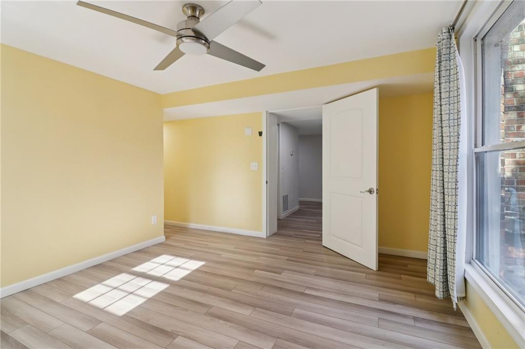 Smyrna, Georgia, 30082, United States, 6 Bedrooms Bedrooms, ,3 BathroomsBathrooms,Residential,For Sale,2002854