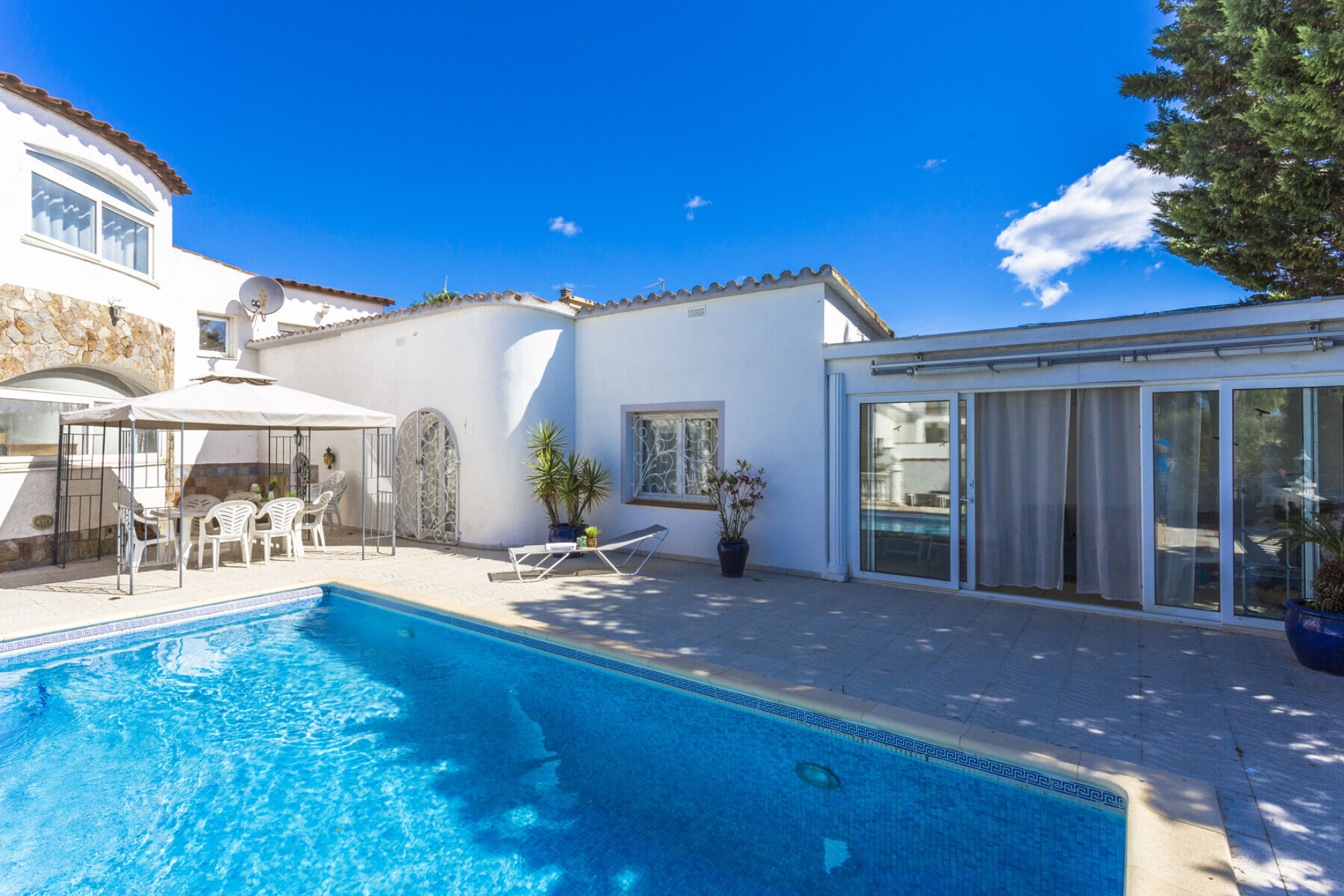  Detached Mediterranean Villa in Empuriabrava with Private Dock - 物件實景