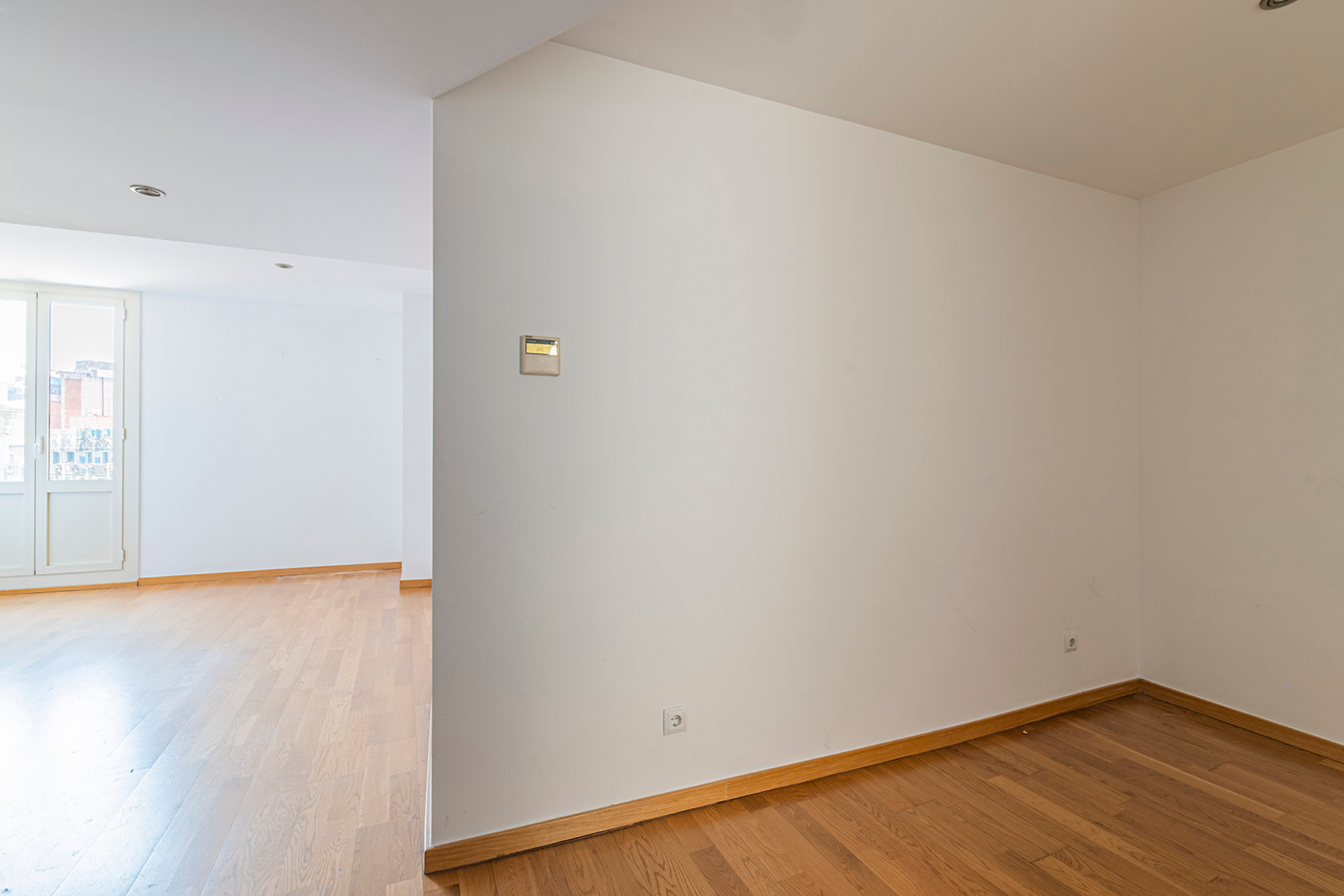 Bright apartment on high floor with private terrace in Eixample - 物件實景