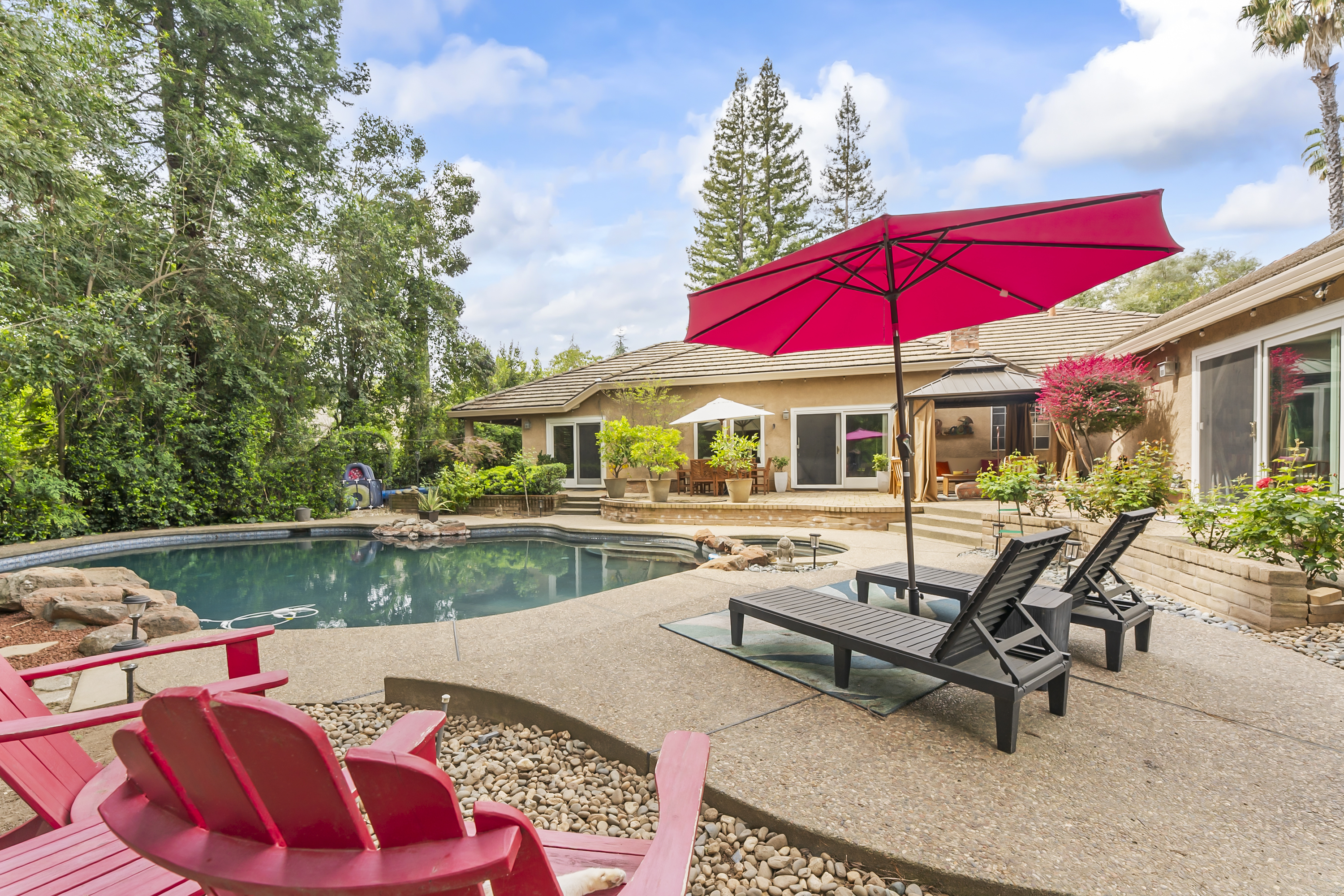  2230 Hillcrest Way, Carmichael, CA 95608 - 物件實景