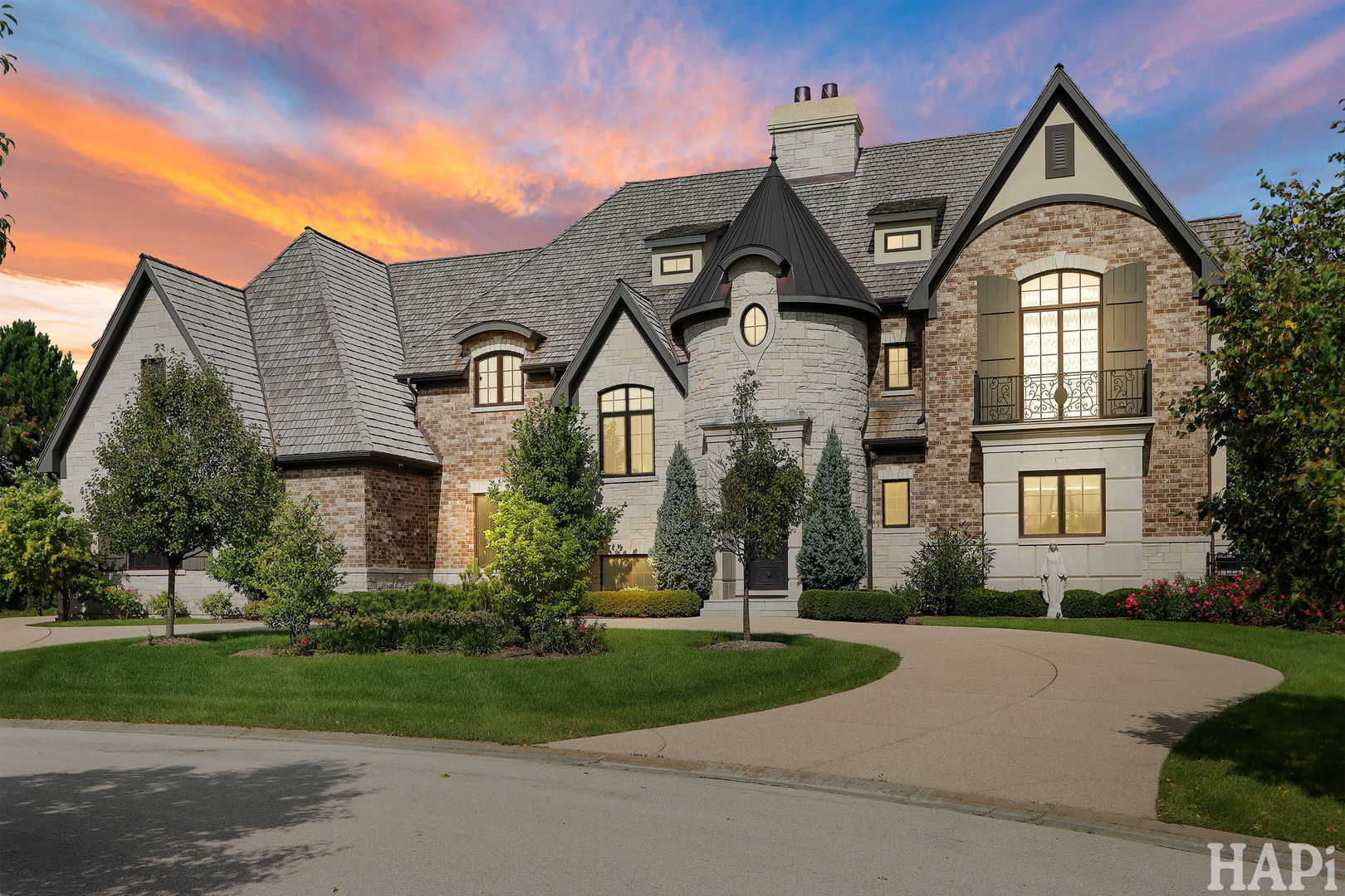 South Barrington, Illinois, 60010, United States, 5 Bedrooms Bedrooms, ,6 BathroomsBathrooms,Residential,For Sale,1947968