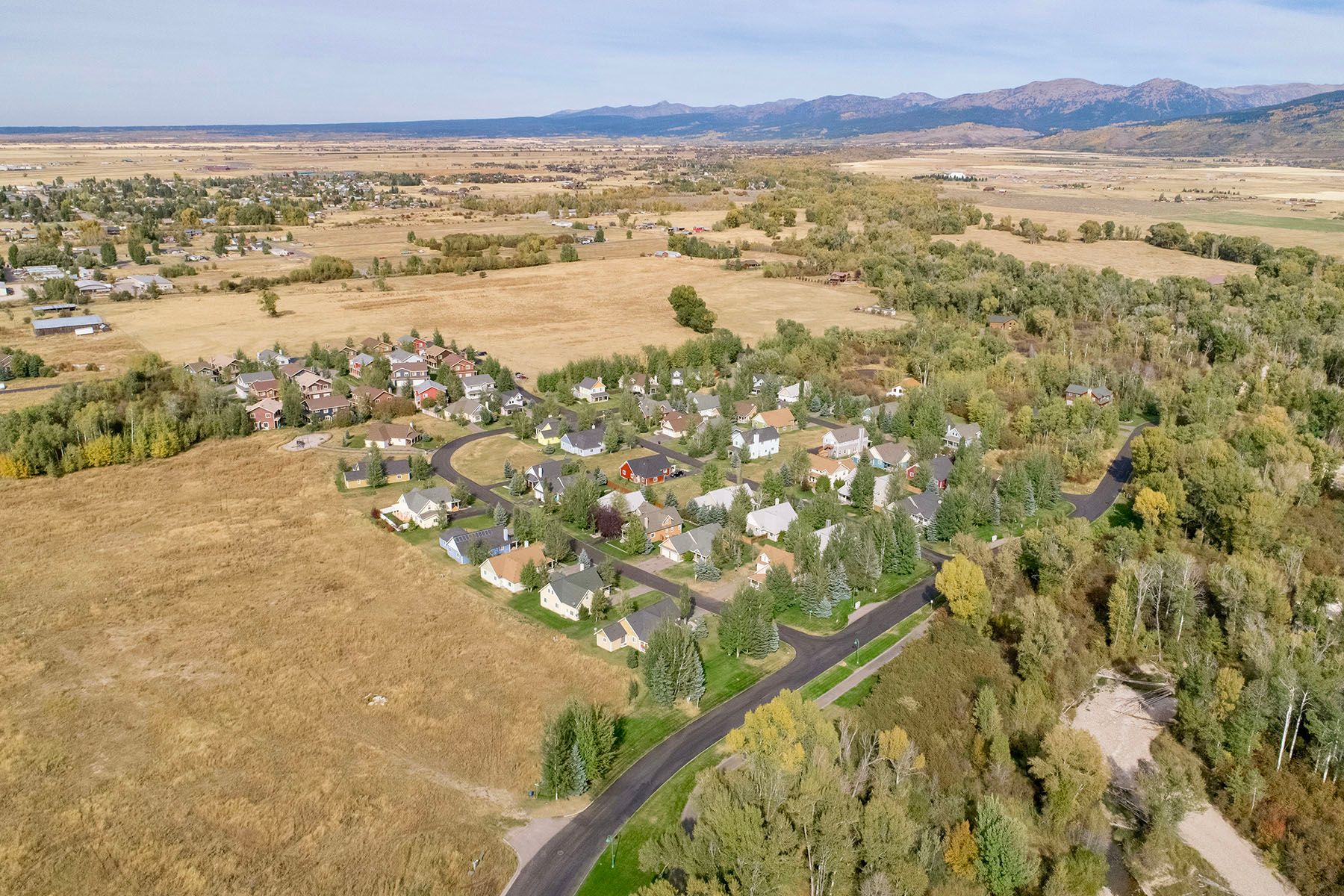  Build-Ready in Creekside Meadows - 物件實景