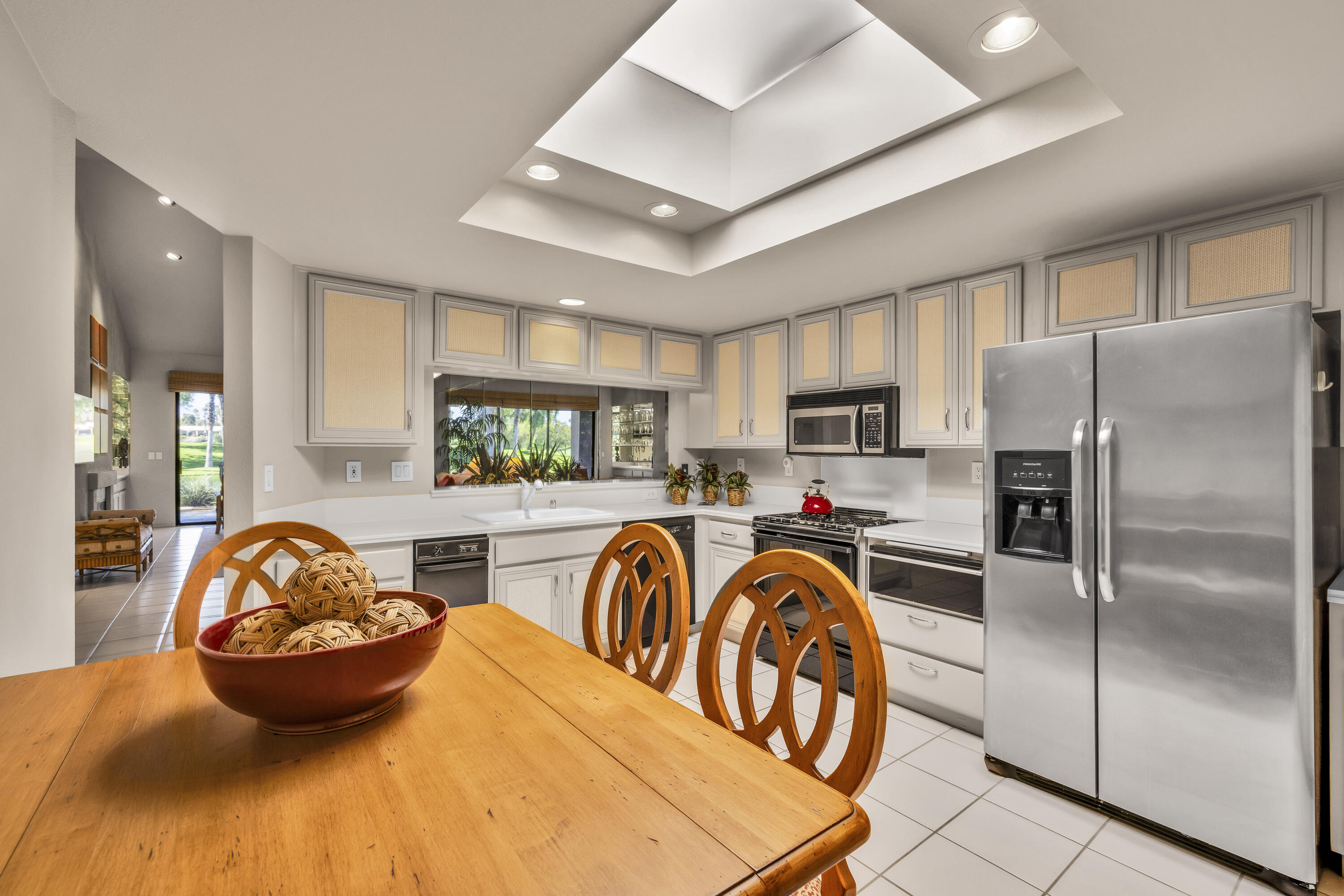 Palm Desert, California, 92211, United States, 3 Bedrooms Bedrooms, ,2 BathroomsBathrooms,Residential,For Sale,1986509