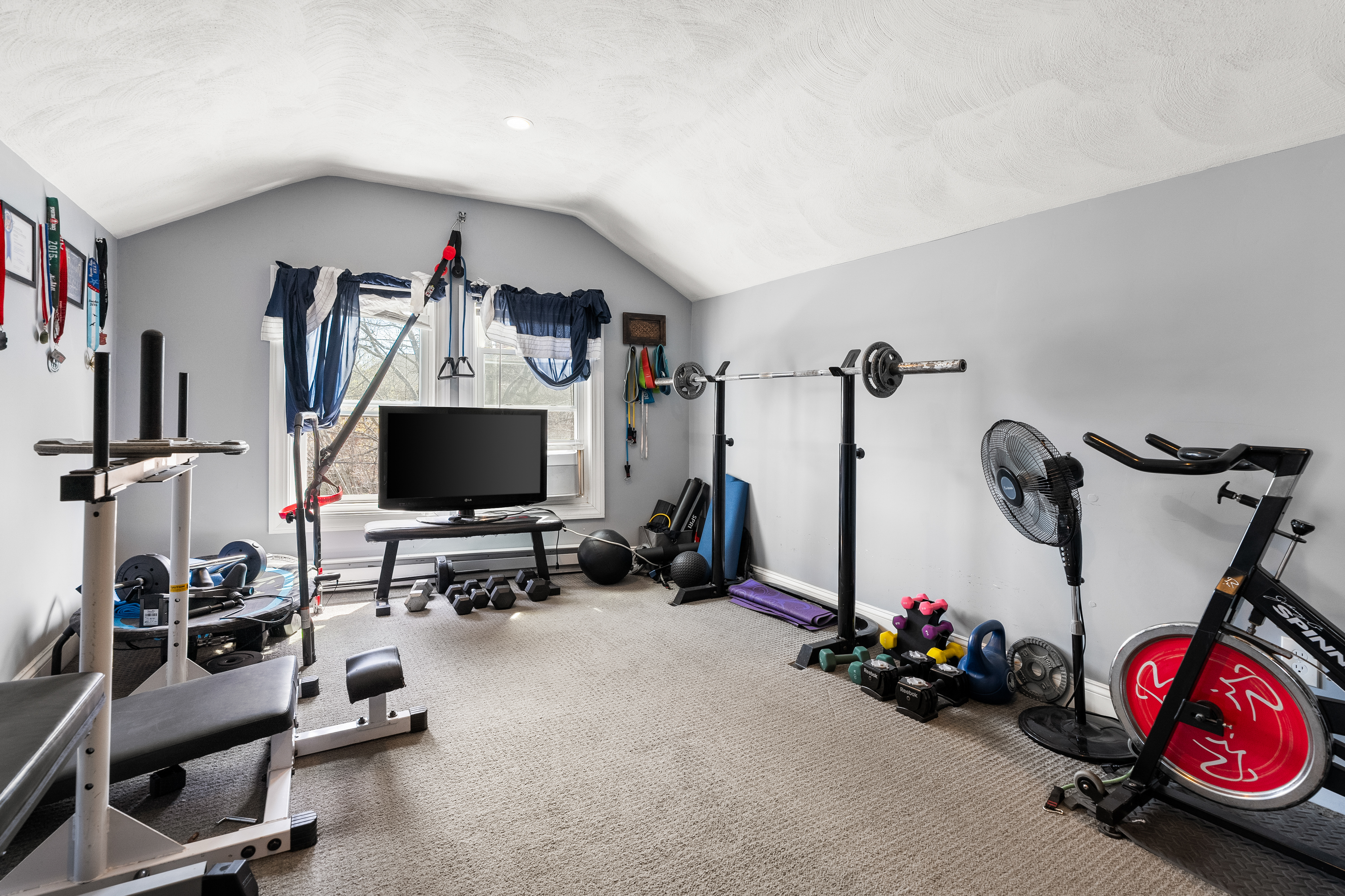  98-100 West Wyoming Avenue, Melrose, MA, 02176 - 物件實景