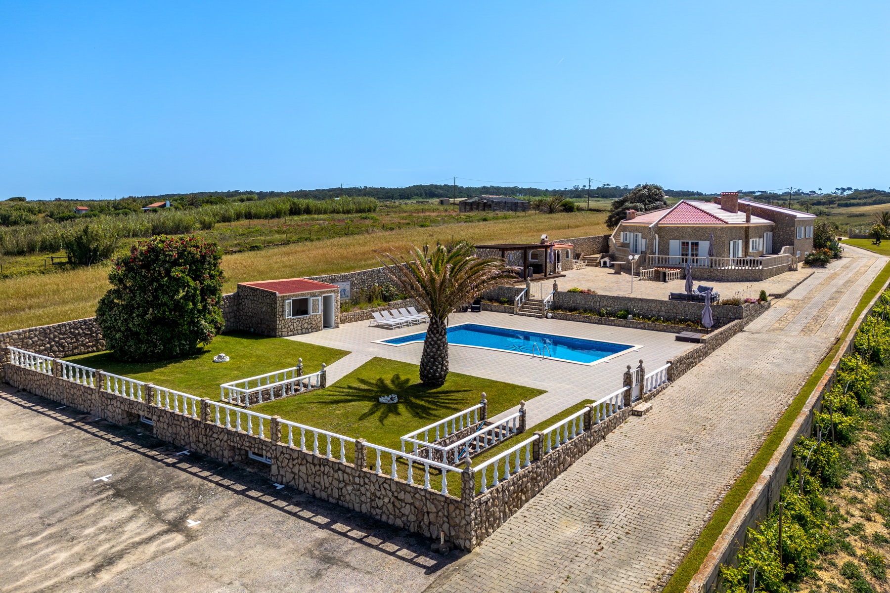  Country Estate, 9 bedrooms, for Sale - 物件實景