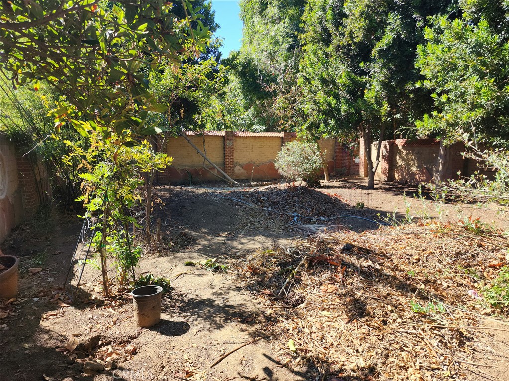 Riverside, California, 92501, United States, 4 Bedrooms Bedrooms, ,2 BathroomsBathrooms,Residential,For Sale,1966223
