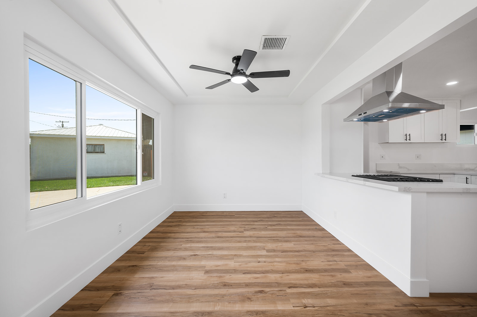 Rialto, California, 92376, United States, 4 Bedrooms Bedrooms, ,2 BathroomsBathrooms,Residential,For Sale,1878686