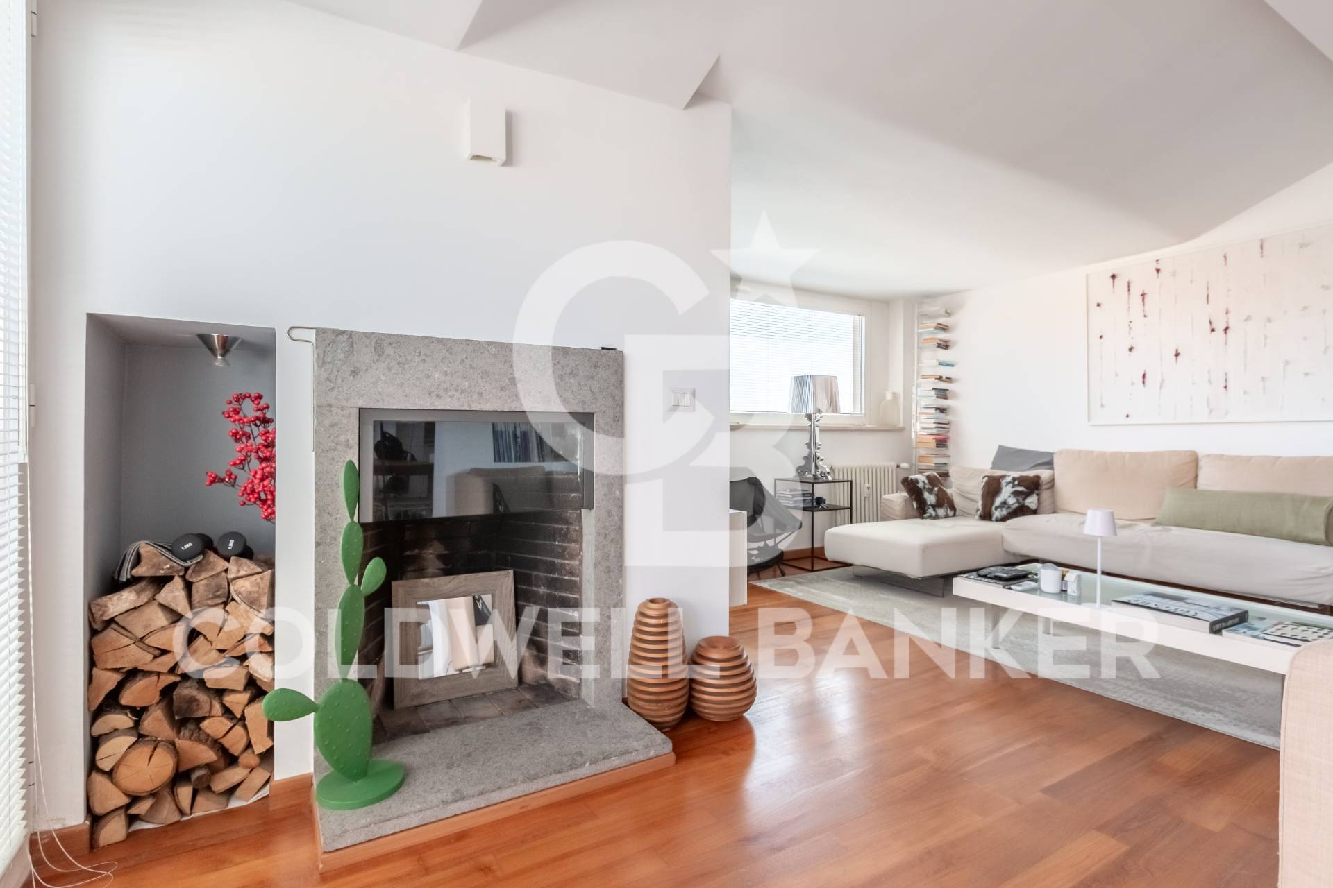 Roma, Roma, 00100, IT, 2 Bedrooms Bedrooms, ,2 BathroomsBathrooms,Residential,For Sale,1957562