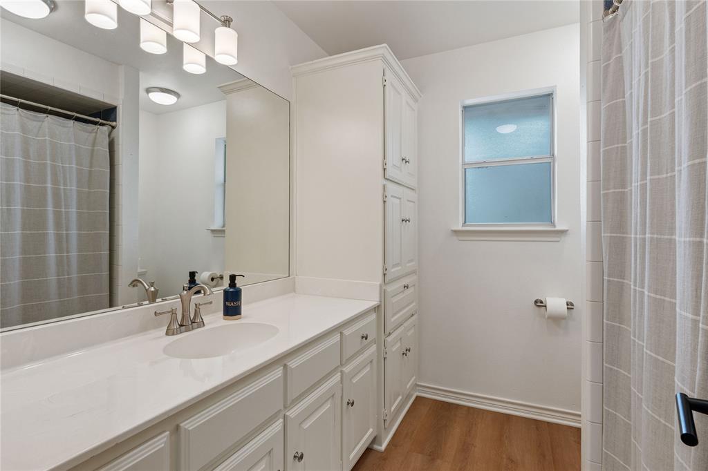 Rockwall, Texas, 75032, United States, 4 Bedrooms Bedrooms, ,3 BathroomsBathrooms,Residential,For Sale,1805982