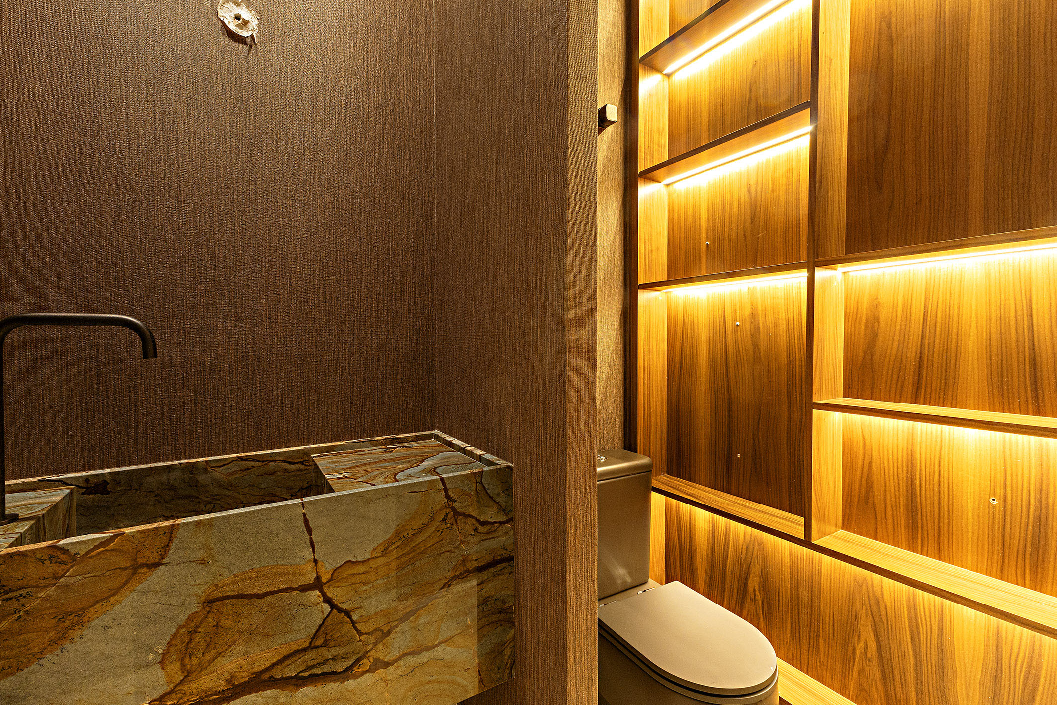  High-floor residence with four suites at Seridó condominium - 物件實景