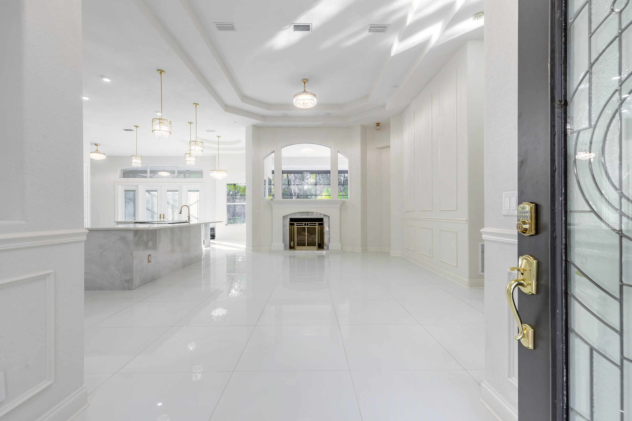 Daytona Beach, Florida, 32124, United States, 5 Bedrooms Bedrooms, ,4 BathroomsBathrooms,Residential,For Sale,2006264