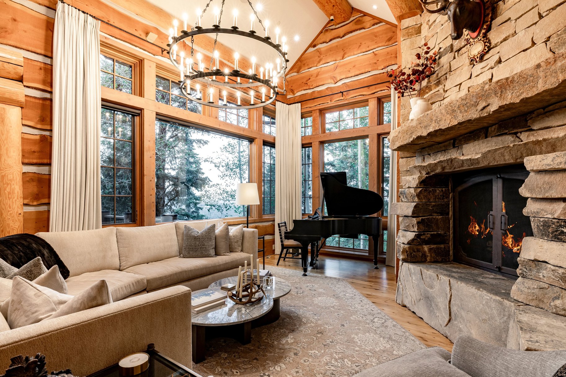  Mountain Transitional Legacy Ski Home in Gated Upper Deer Valley Community - 物件實景