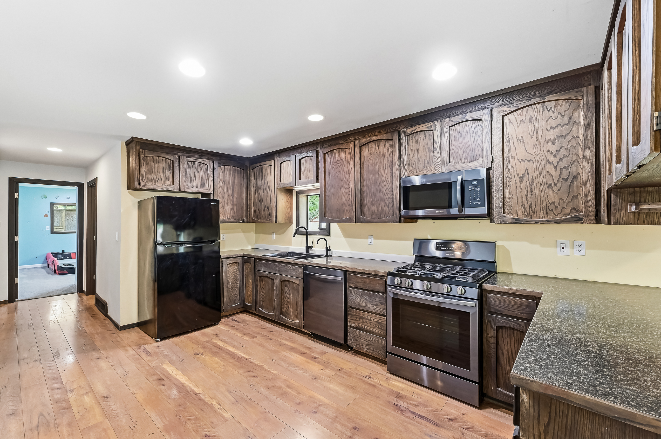  8221 308th Avenue Southeast, Preston, WA 98050 - 物件實景