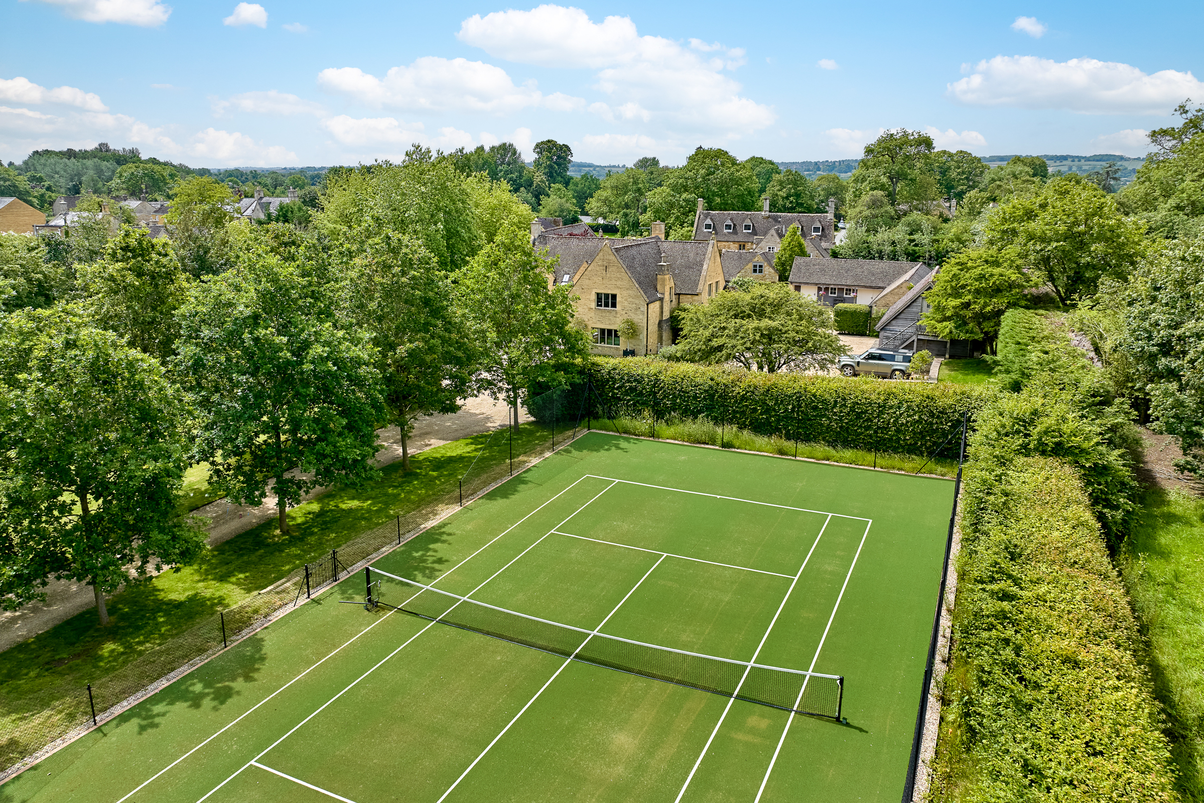  A Complete Cotswold Estate in One of Gloucestershire