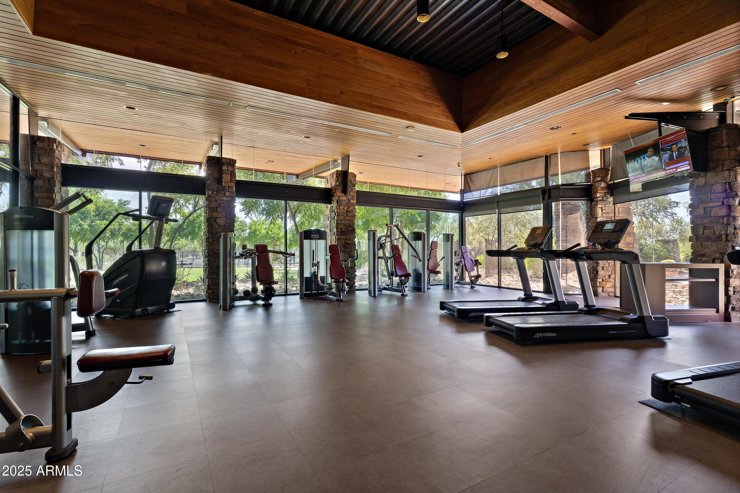 Phoenix, Arizona, 85050, United States, 5 Bedrooms Bedrooms, ,Residential,For Sale,1949706