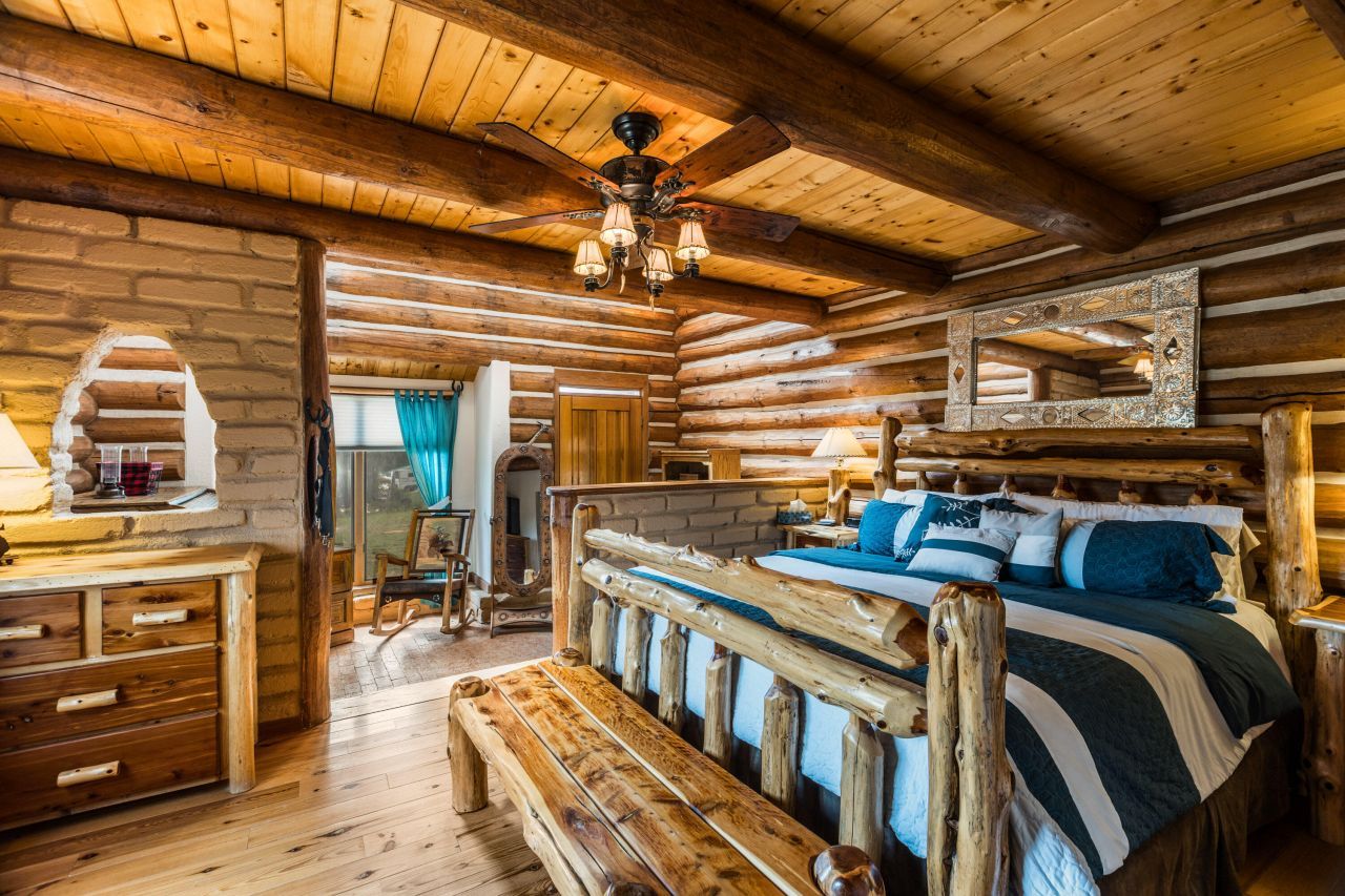 Tijeras, New Mexico, 87059, United States, 3 Bedrooms Bedrooms, ,2 BathroomsBathrooms,Residential,For Sale,1942288