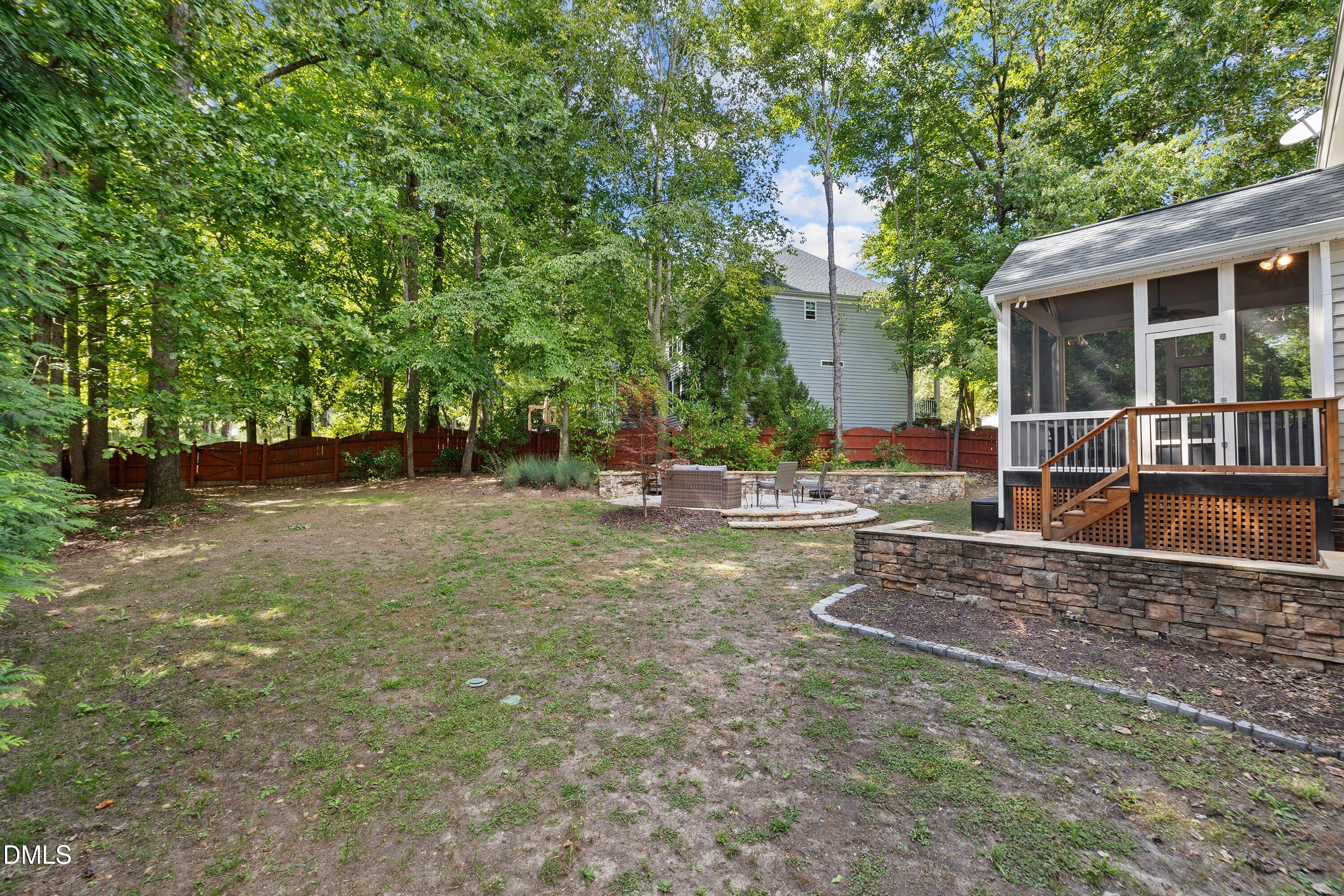 Apex, North Carolina, 27502, United States, 5 Bedrooms Bedrooms, ,4 BathroomsBathrooms,Residential,For Sale,1947083