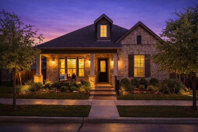 Arlington, Texas, 76005, United States, 2 Bedrooms Bedrooms, ,2 BathroomsBathrooms,Residential,For Sale,2037272