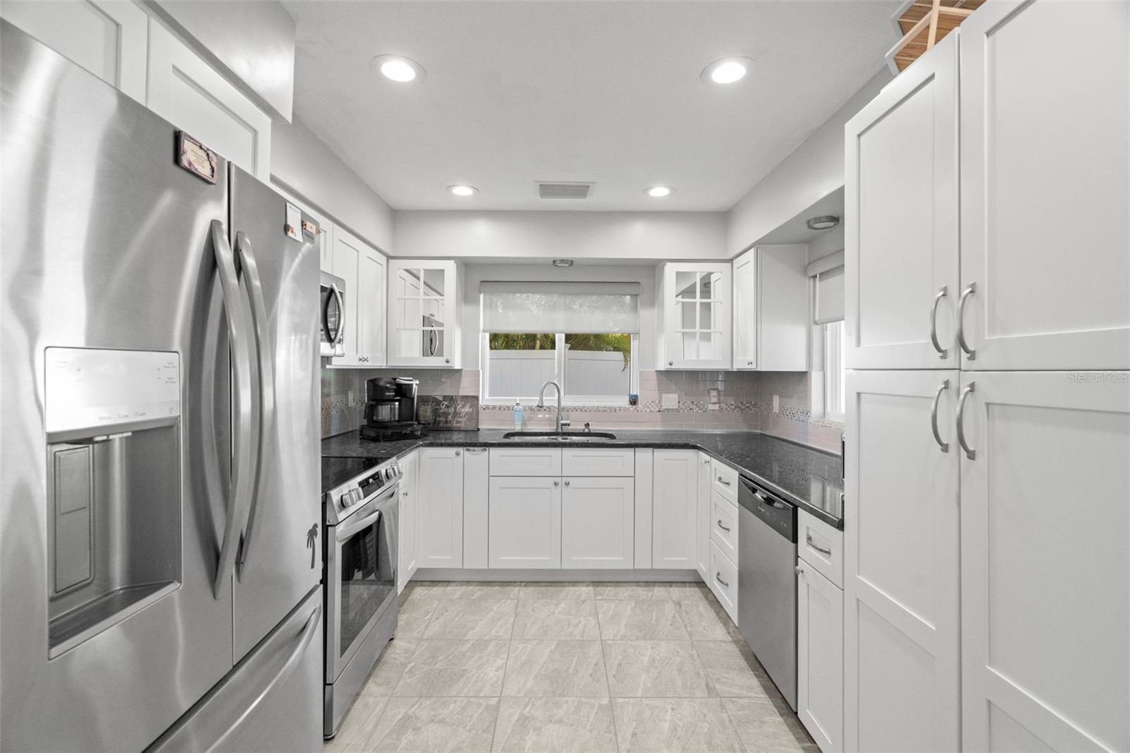 Treasure Island, Florida, 33706, United States, 3 Bedrooms Bedrooms, ,2 BathroomsBathrooms,Residential,For Sale,1996513