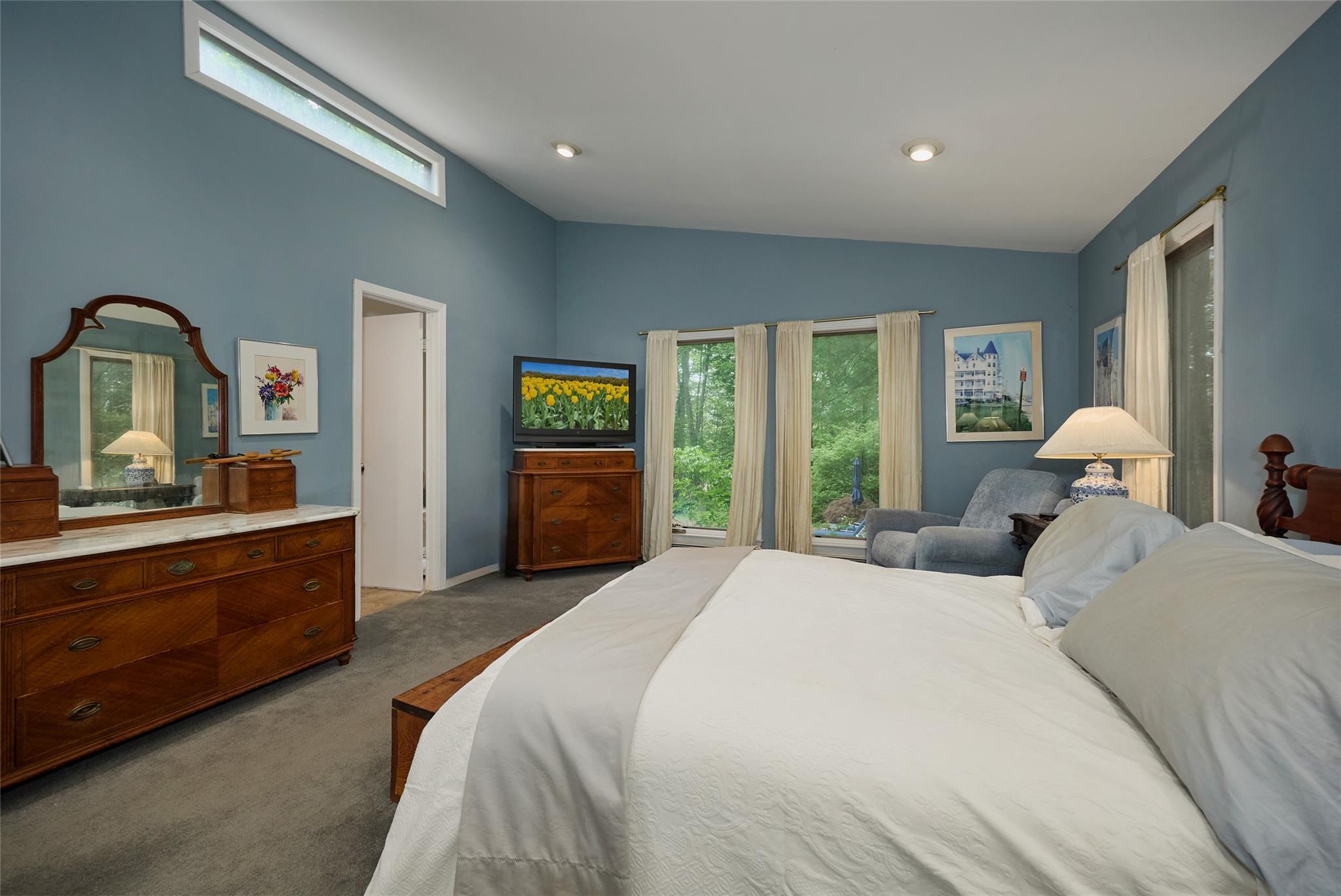 Katonah, New York, 10536, United States, 4 Bedrooms Bedrooms, ,4 BathroomsBathrooms,Residential,For Sale,1827293